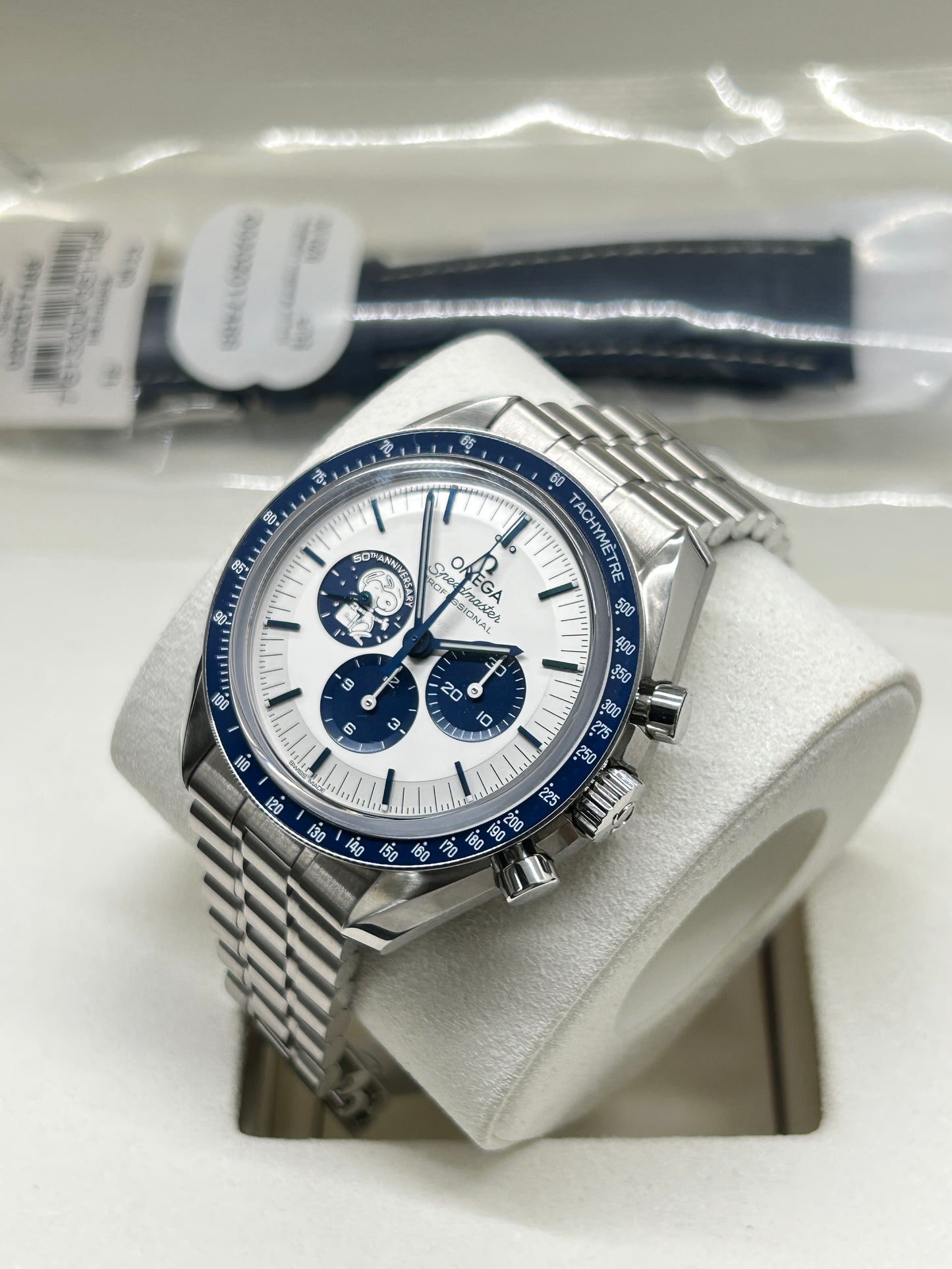 Omega Speedmaster 'Silver Snoopy Award' Ref - 310.32.42.50.02.001 - Stainless Steel Strap & Original Blue Strap- Year 2025