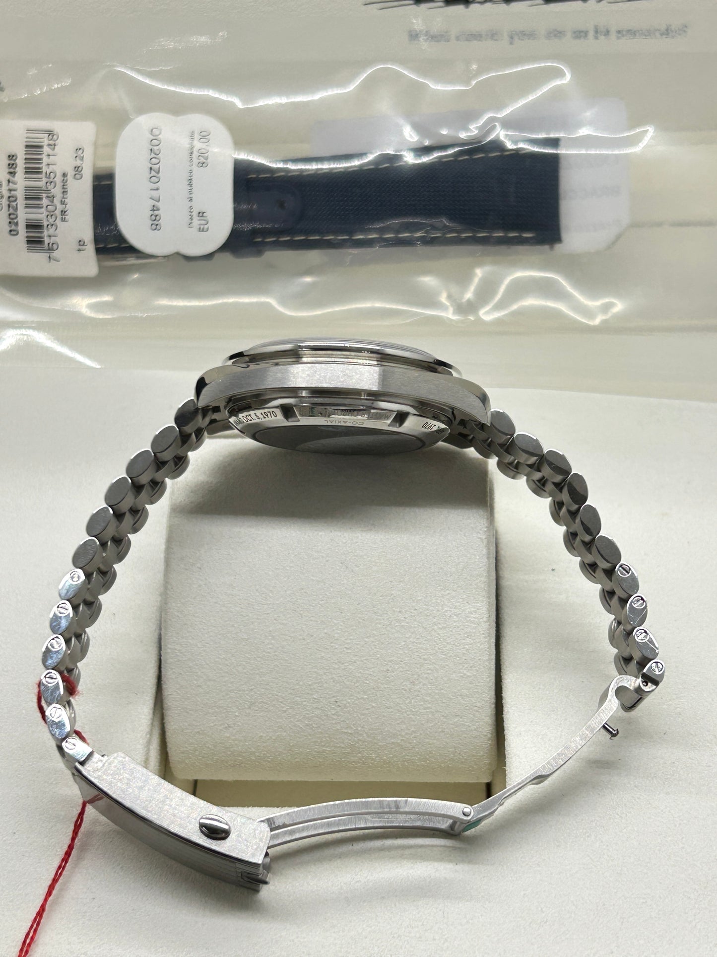 Omega Speedmaster 'Silver Snoopy Award' Ref - 310.32.42.50.02.001 - Stainless Steel Strap & Original Blue Strap- Year 2025