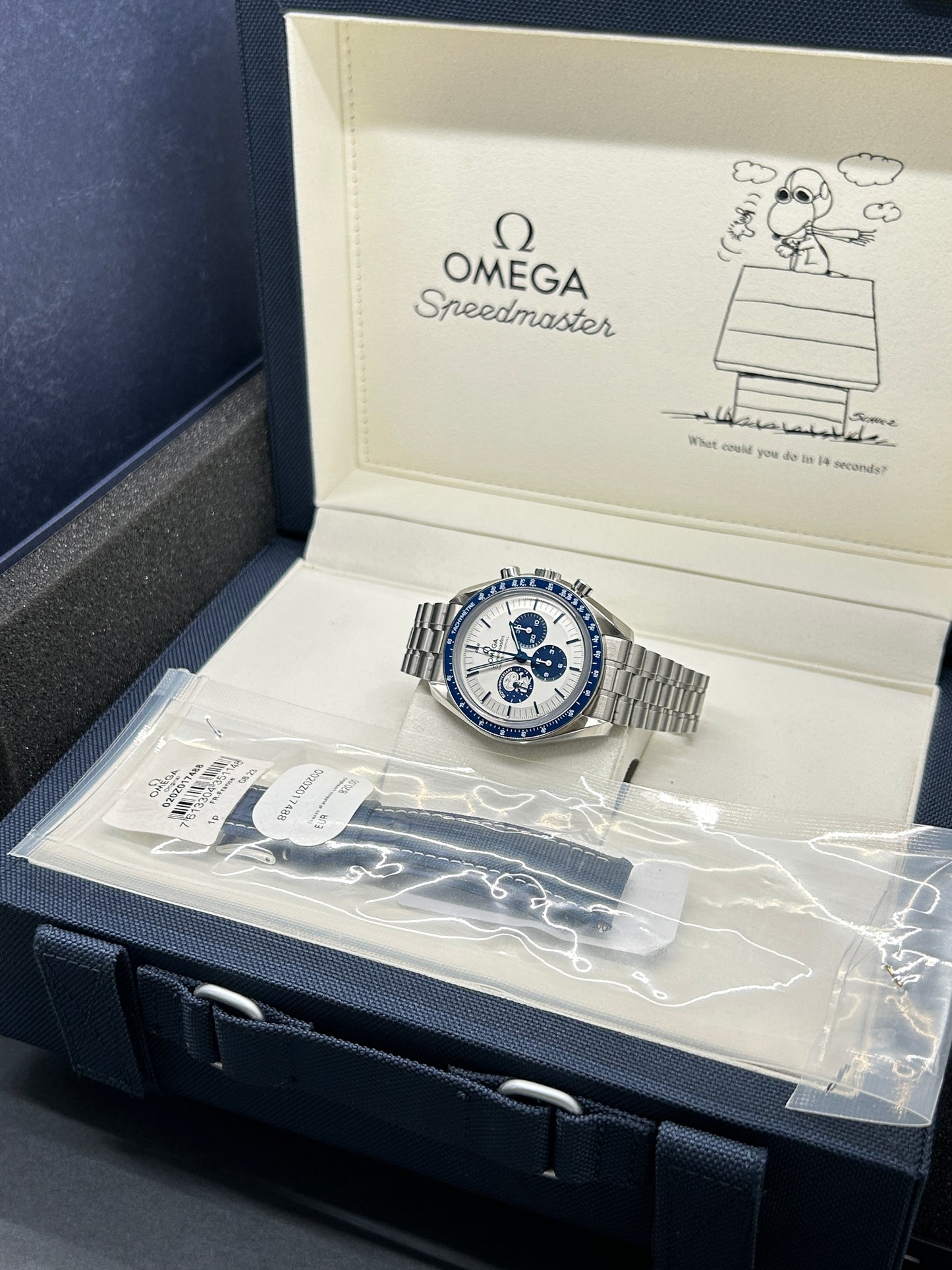 Omega Speedmaster 'Silver Snoopy Award' Ref - 310.32.42.50.02.001 - Stainless Steel Strap & Original Blue Strap- Year 2025