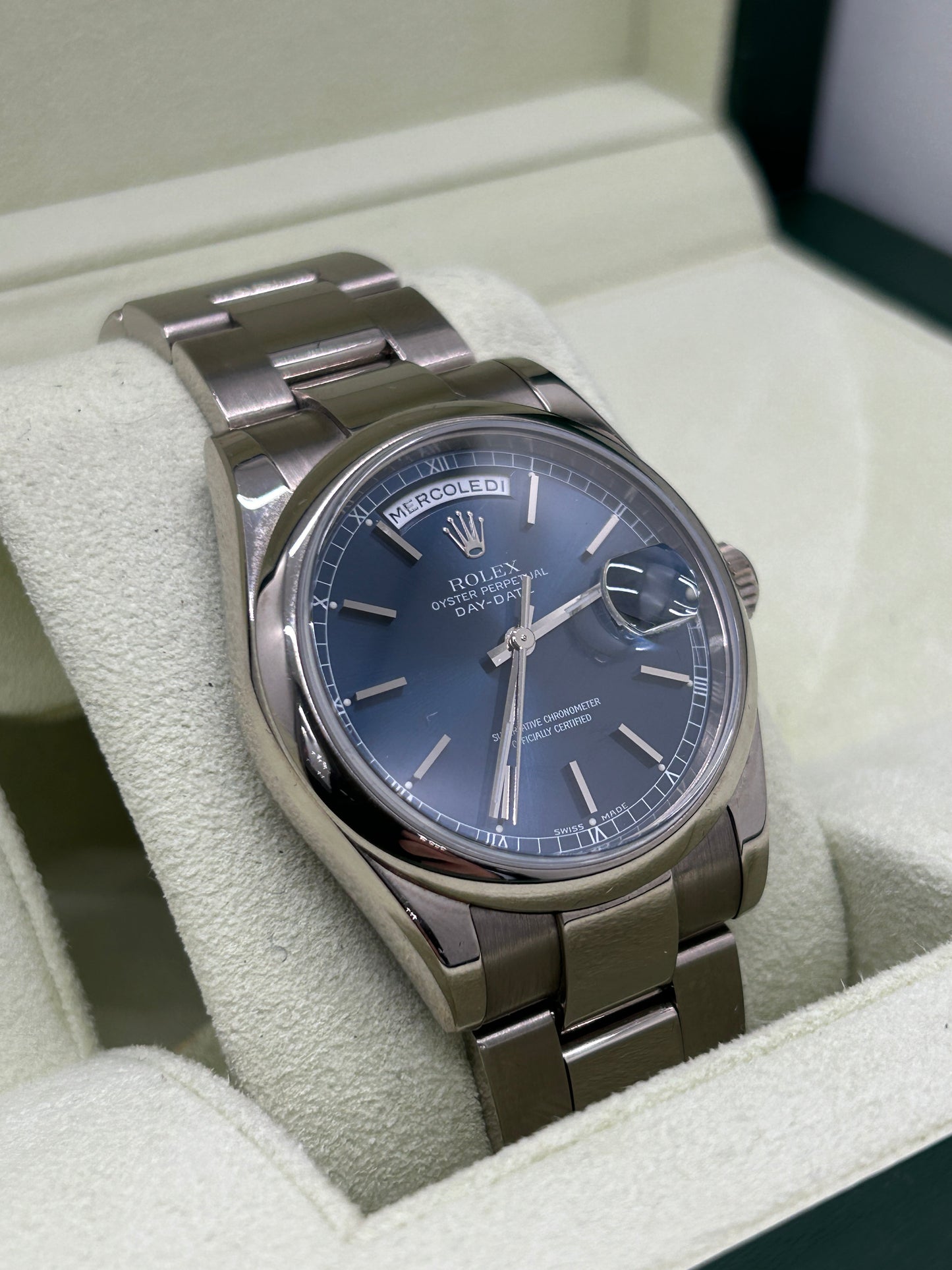 Rolex Day-Date - Blue Dial - 18Kt White Gold - Ref 118209 -No Papers - Service 8/2021