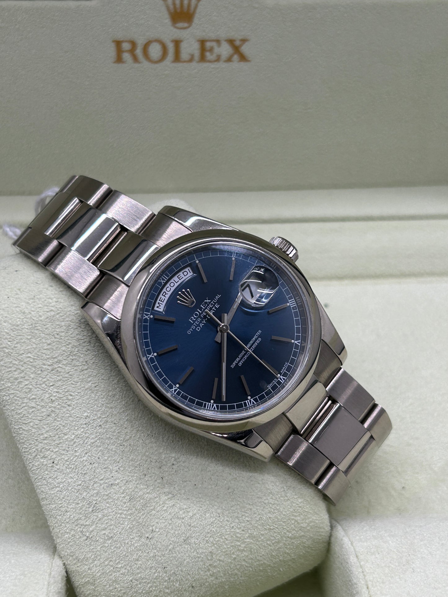 Rolex Day-Date - Blue Dial - 18Kt White Gold - Ref 118209 -No Papers - Service 8/2021