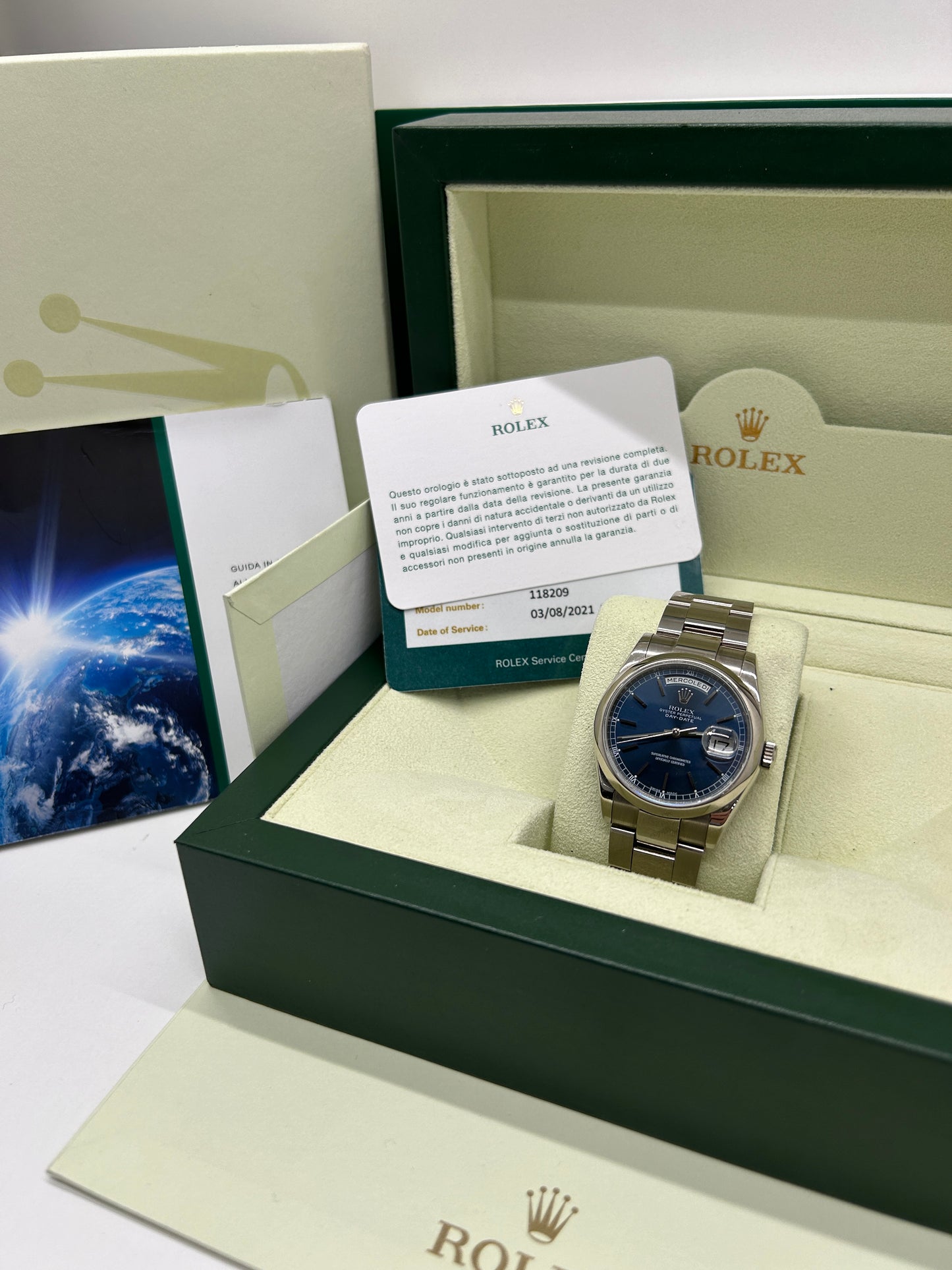 Rolex Day-Date - Blue Dial - 18Kt White Gold - Ref 118209 -No Papers - Service 8/2021