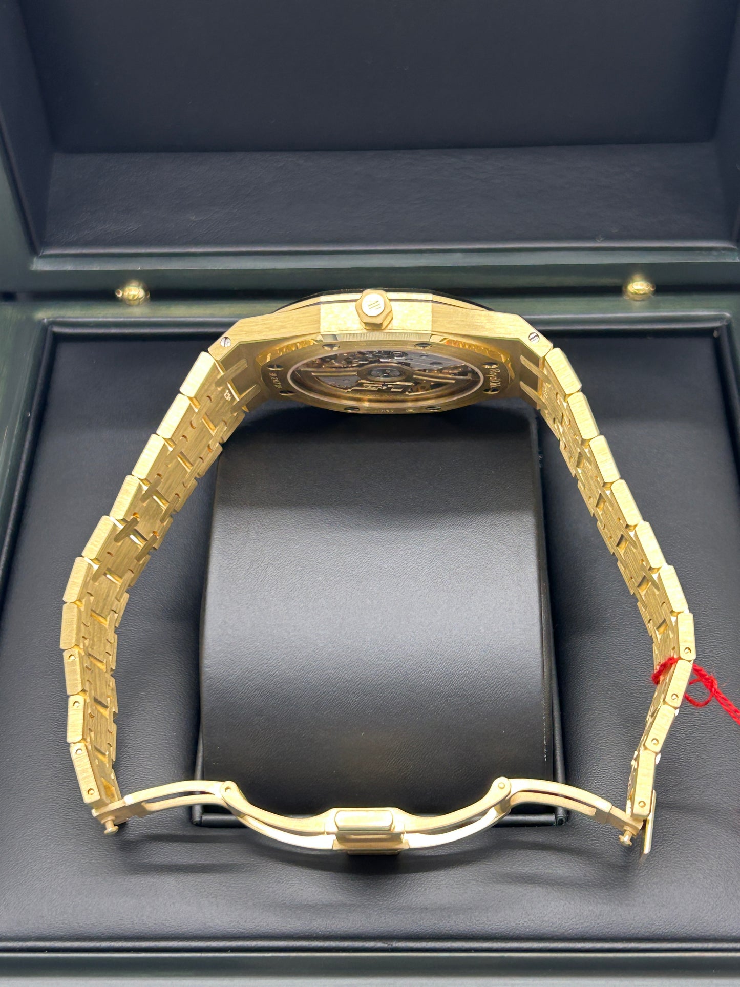 Audemars Piguet Royal Oak "jumbo" 50th Anniversary - Ultrathin Jumbo - 18kt Yellow Gold - Ref16202BA.OO.1240BA.01 - Year 2022