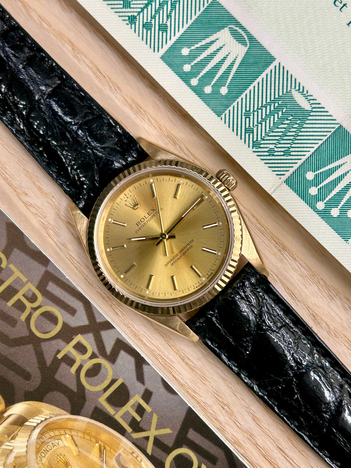 Rolex Oyster Perpetual 34 - Ref 14238 - 18Kt Yellow Gold - Champagne Dial - 1992