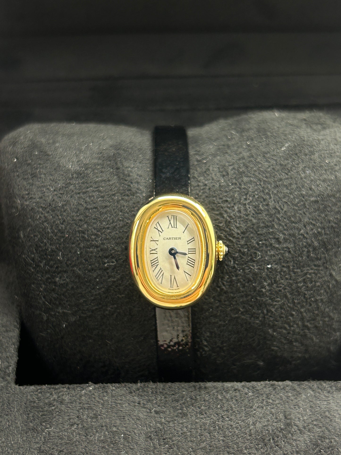 Cartier Baignoire 18Kt Yellow Gold - Quartz - Ref WGBA0041 - New 2025