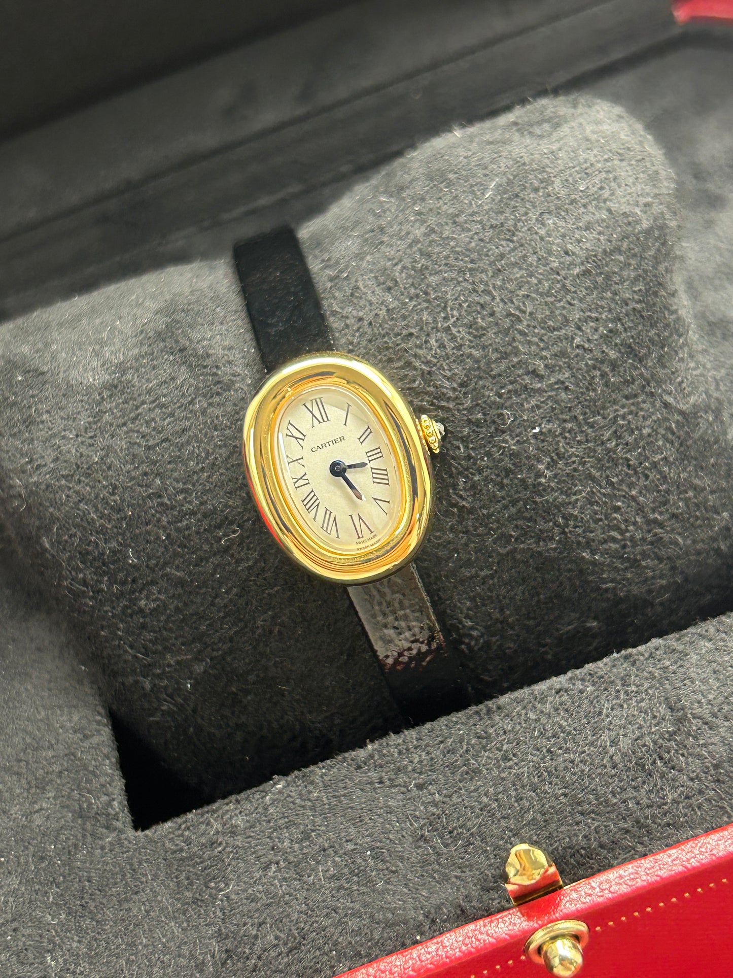Cartier Baignoire 18Kt Yellow Gold - Quartz - Ref WGBA0041 - New 2025