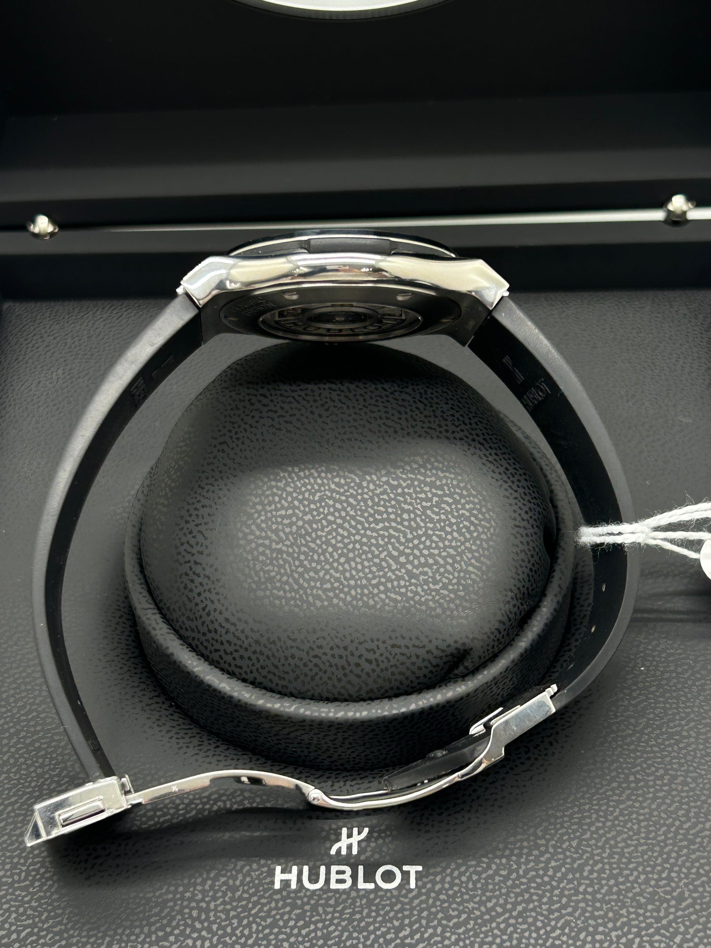Hublot Classic Fusion Titanium 42 Ref 542.NX.1171.RX - Year 2023