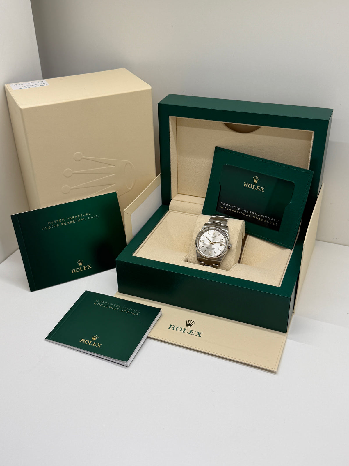 Rolex Oyster Perpetual 36 - Ref.126000 - Silver Dial - Unworn Year 2024