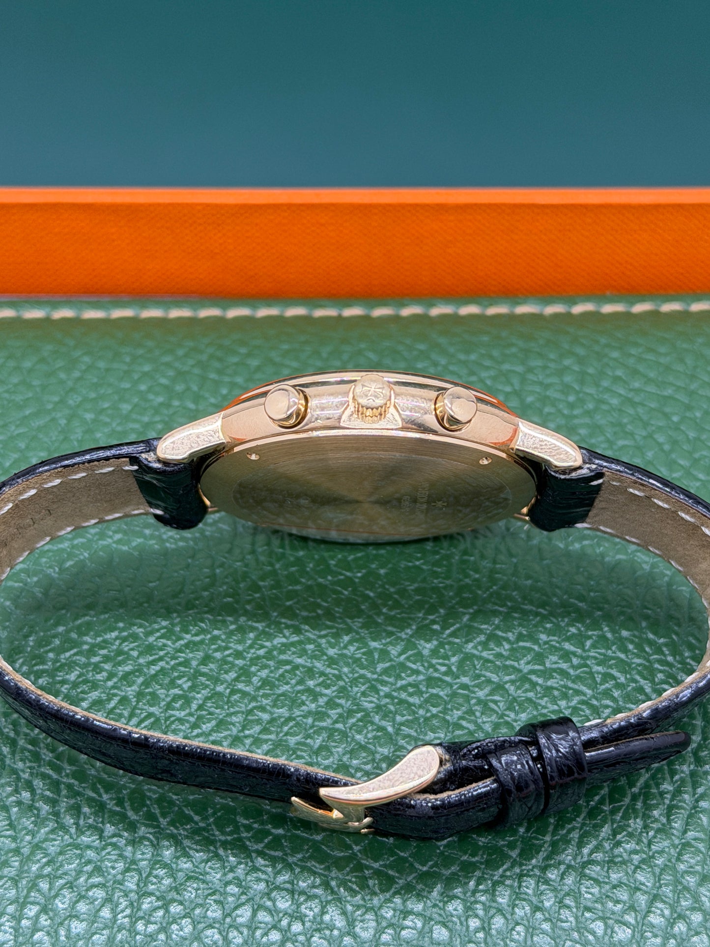 Vacheron Constantin Chronograph Patrimony 38mm - 18kt Gold - Ref 49003