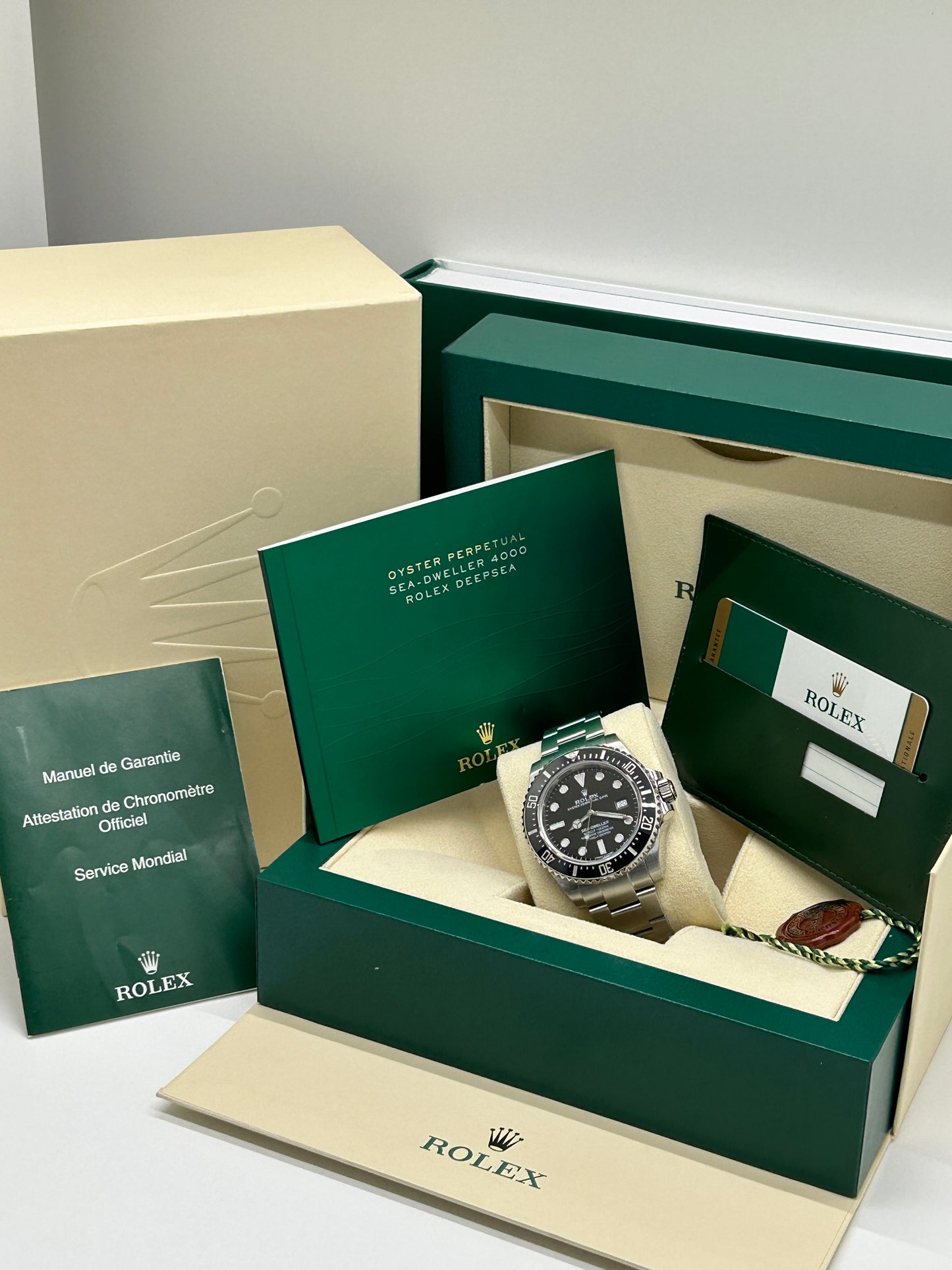 Rolex Sea-Dweller 4000 - Ref 116600 - Year 2015