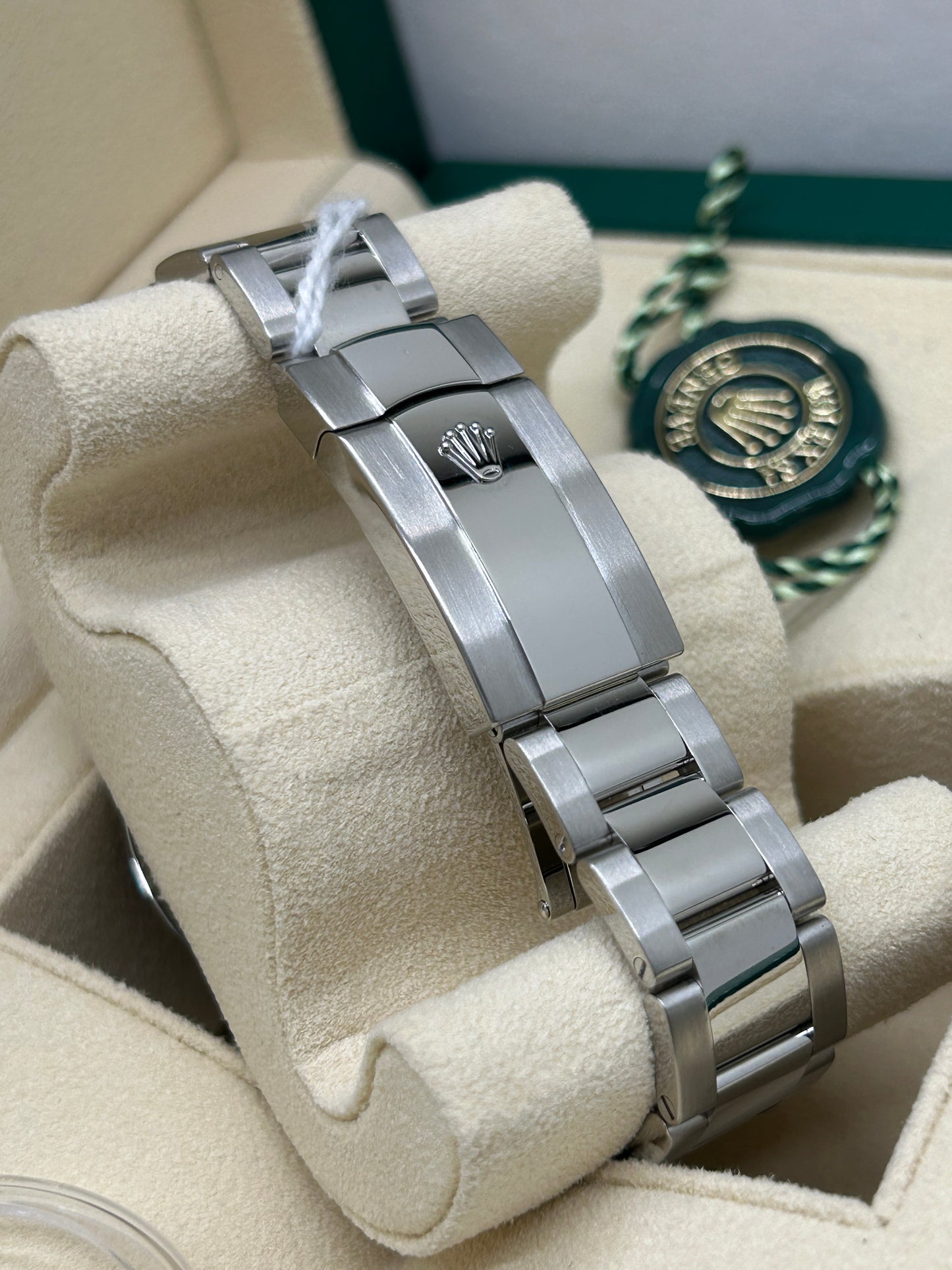Rolex Datejust 41 - Wimbledon Dial - Ref 126300 - Year 2021 - Like New