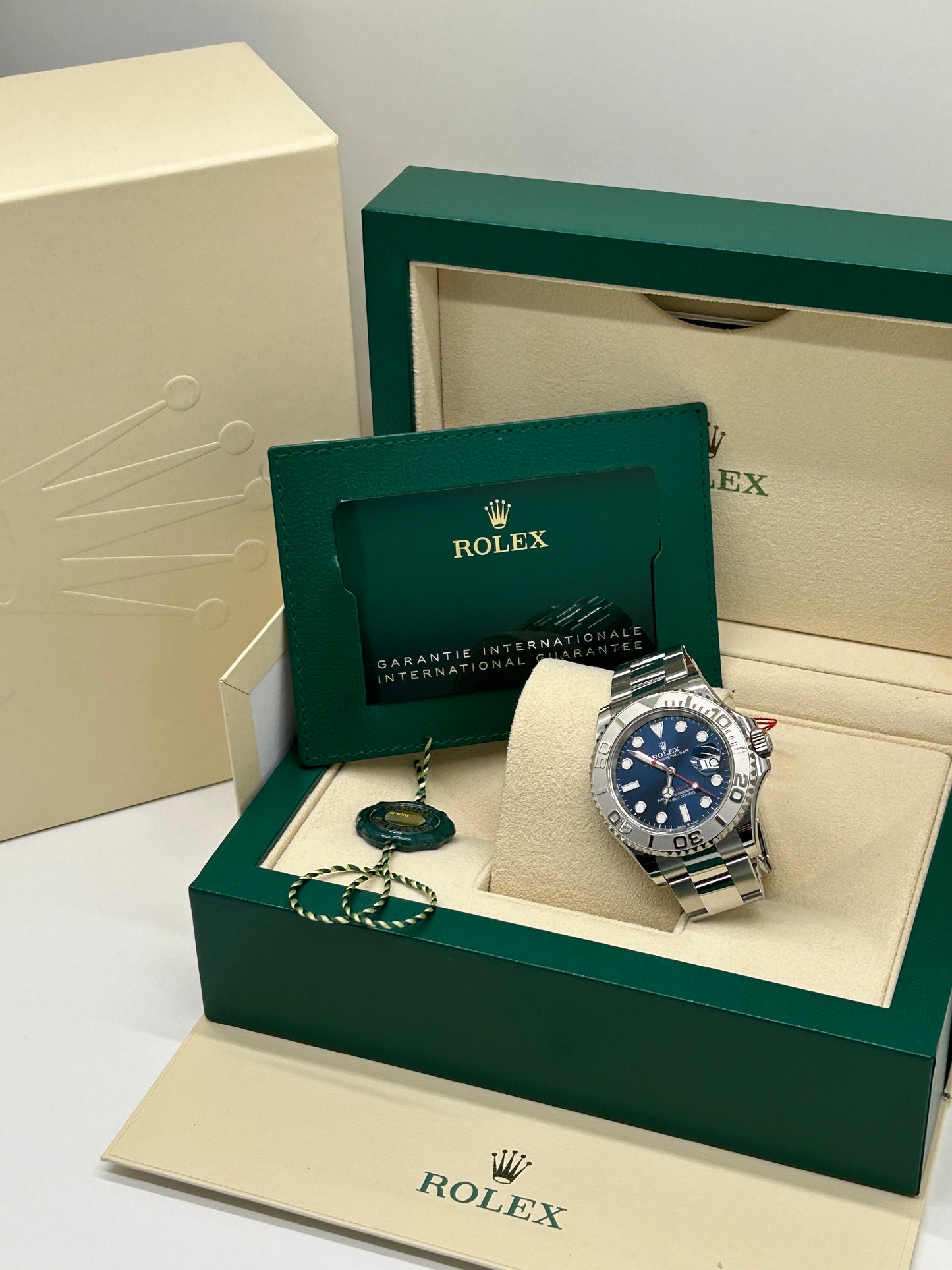 Rolex Yacht-Master 40 - Blue Dial - Ref 126622 - New 2021