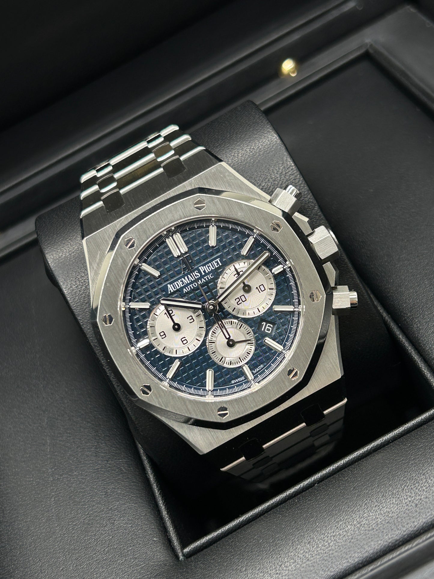 Audemars Piguet Royal Oak Chronograph 41mm - Blue Panda Dial - Ref 26331ST.OO.1220ST.01 - Year 2019