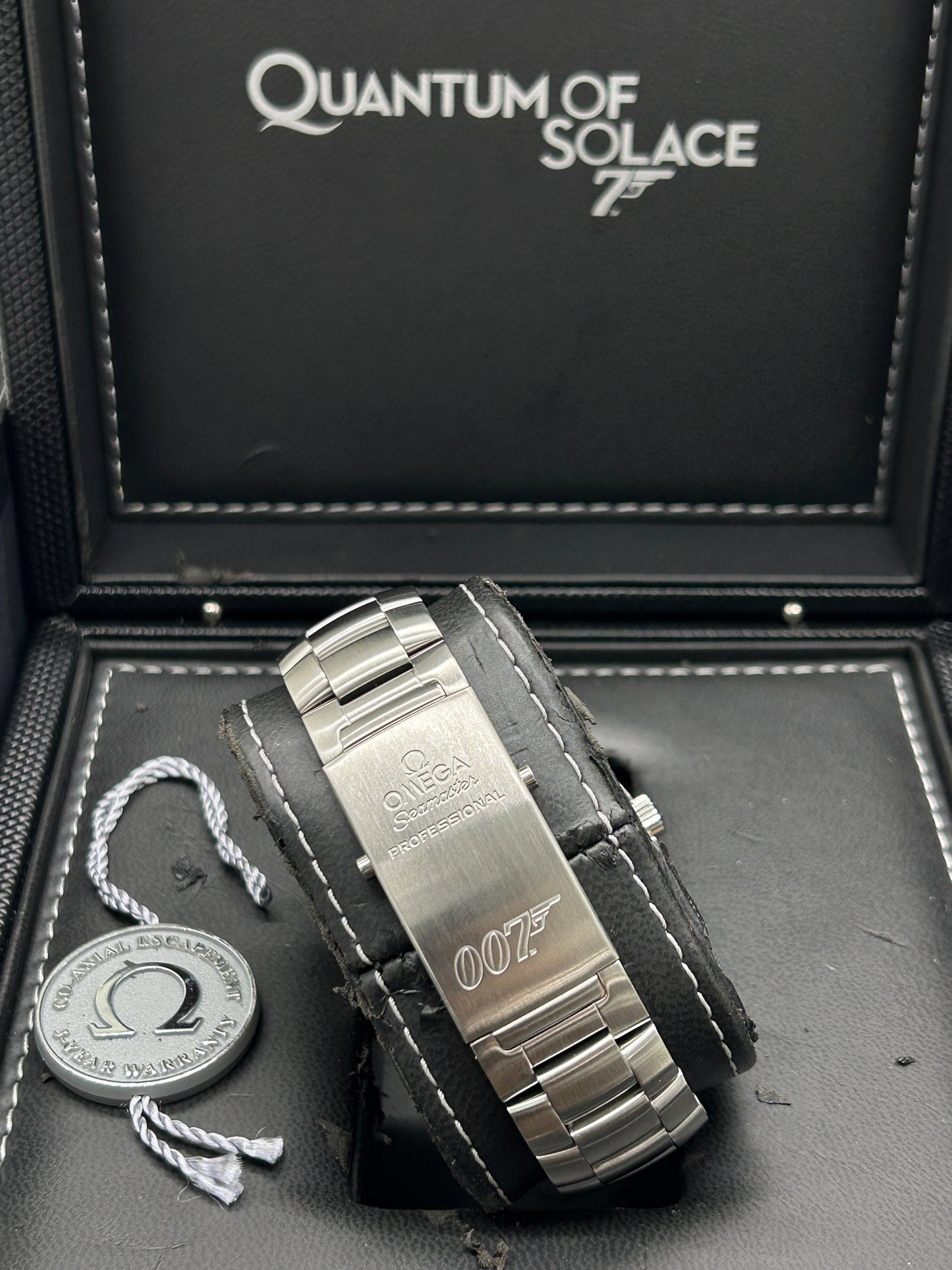 Omega Seamaster Planet Ocean Quantum Of Solace Limited Edition 007 - Ref. 222.30.46.20.01.001 - Year 2009