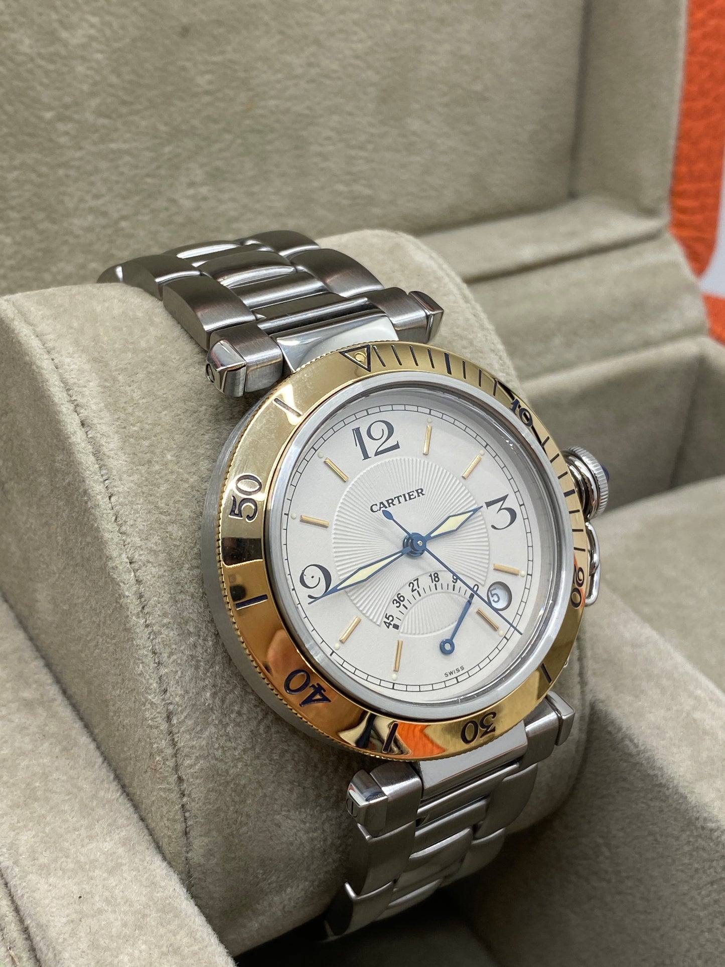 Cartier Pasha 38 Power Reserve 18k Gold - Champagne Dial - Ref 1033