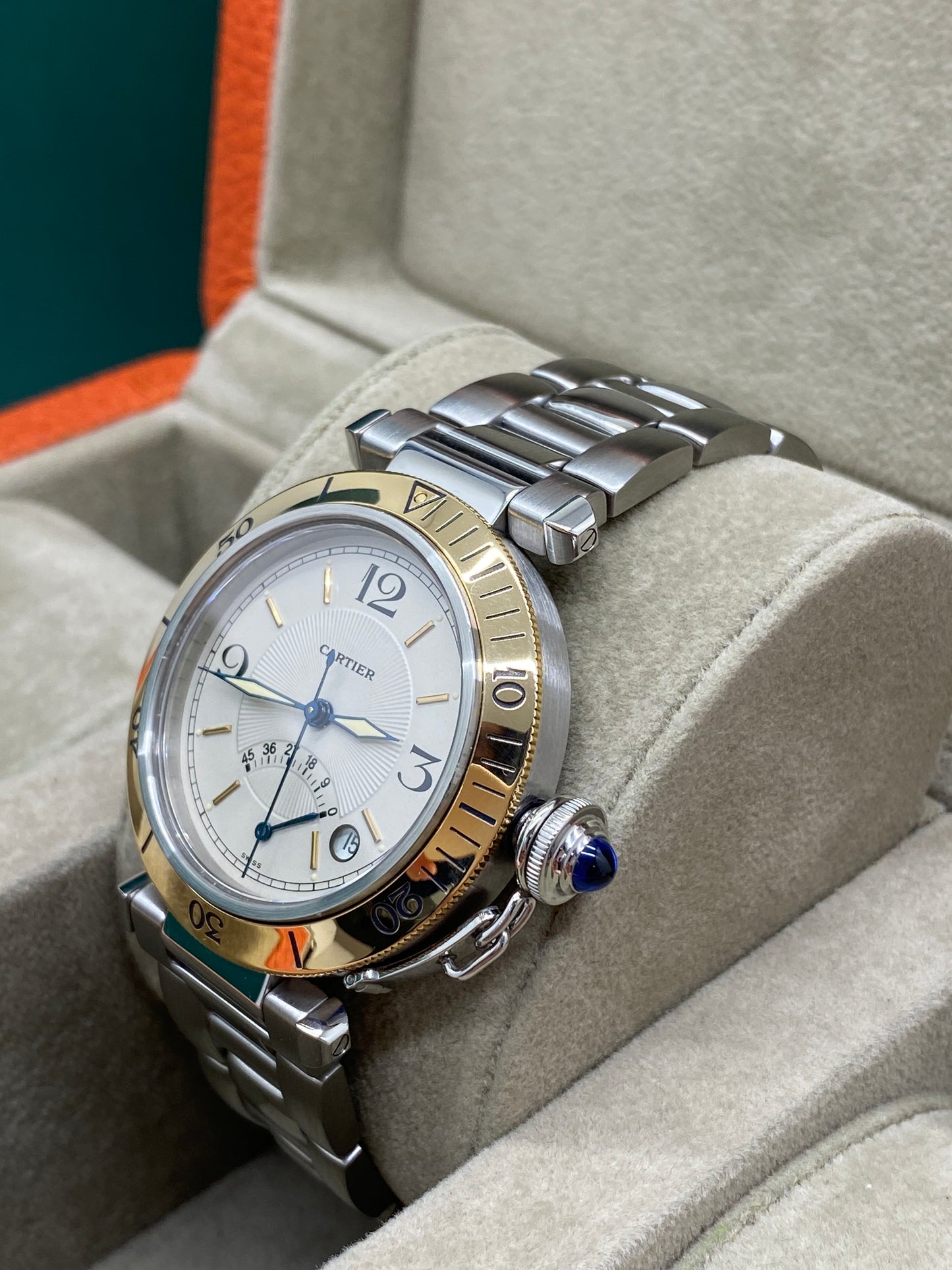 Cartier Pasha 38 Power Reserve 18k Gold - Champagne Dial - Ref 1033