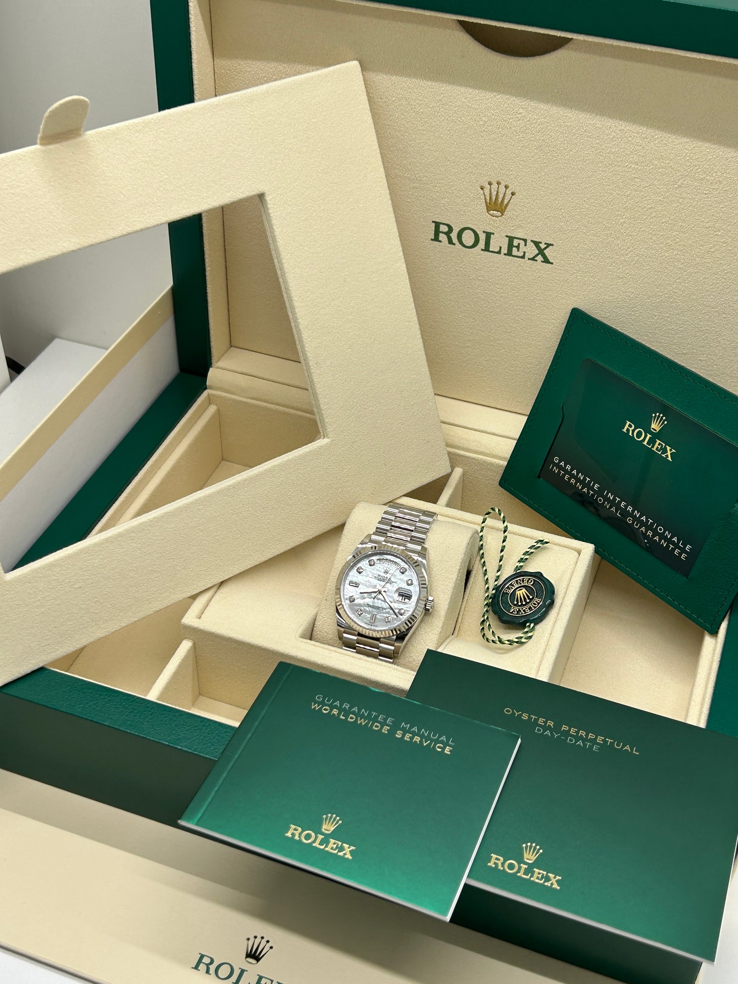 Rolex Day Date - Platinum - Mop and Diamond Dial - Ref 128236 - Year 2022