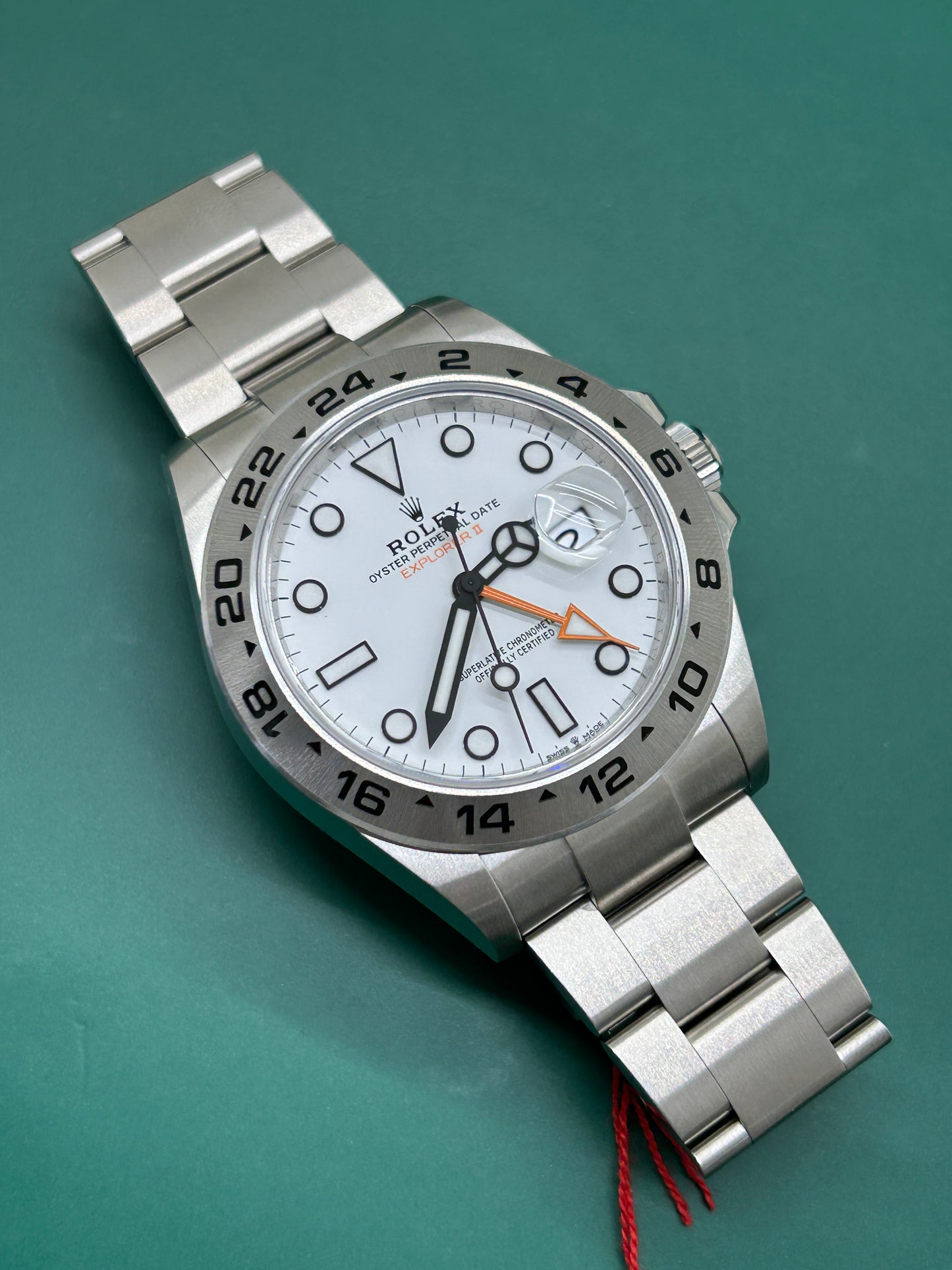 Rolex Explorer II - White Dial - Ref 226570 - Year 2024 - Like new, Unworn
