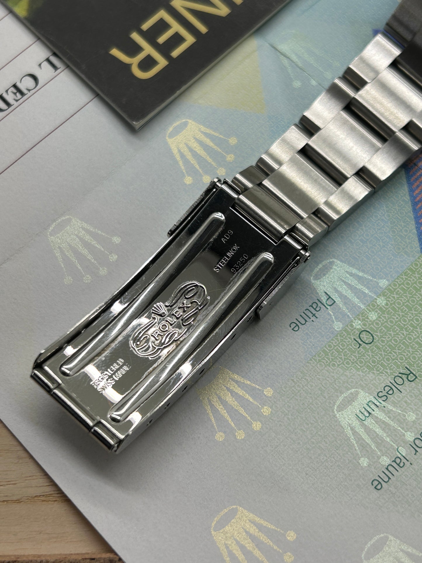 Rolex Submariner Date - "Kermit" - Never Polished - Ref 16610 - Fat Four - F0 Serial - Year 2003