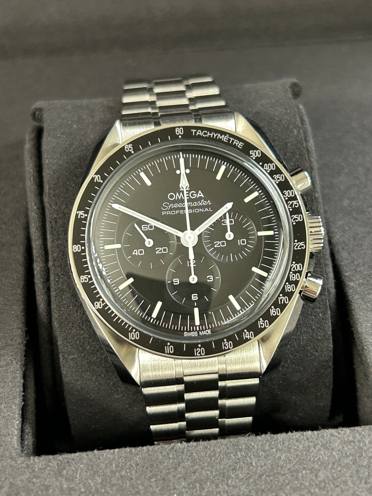 Omega Speedmaster Moonwatch Co -Axial - Esalite - Ref 310.30.42.50.01.001- New 2023