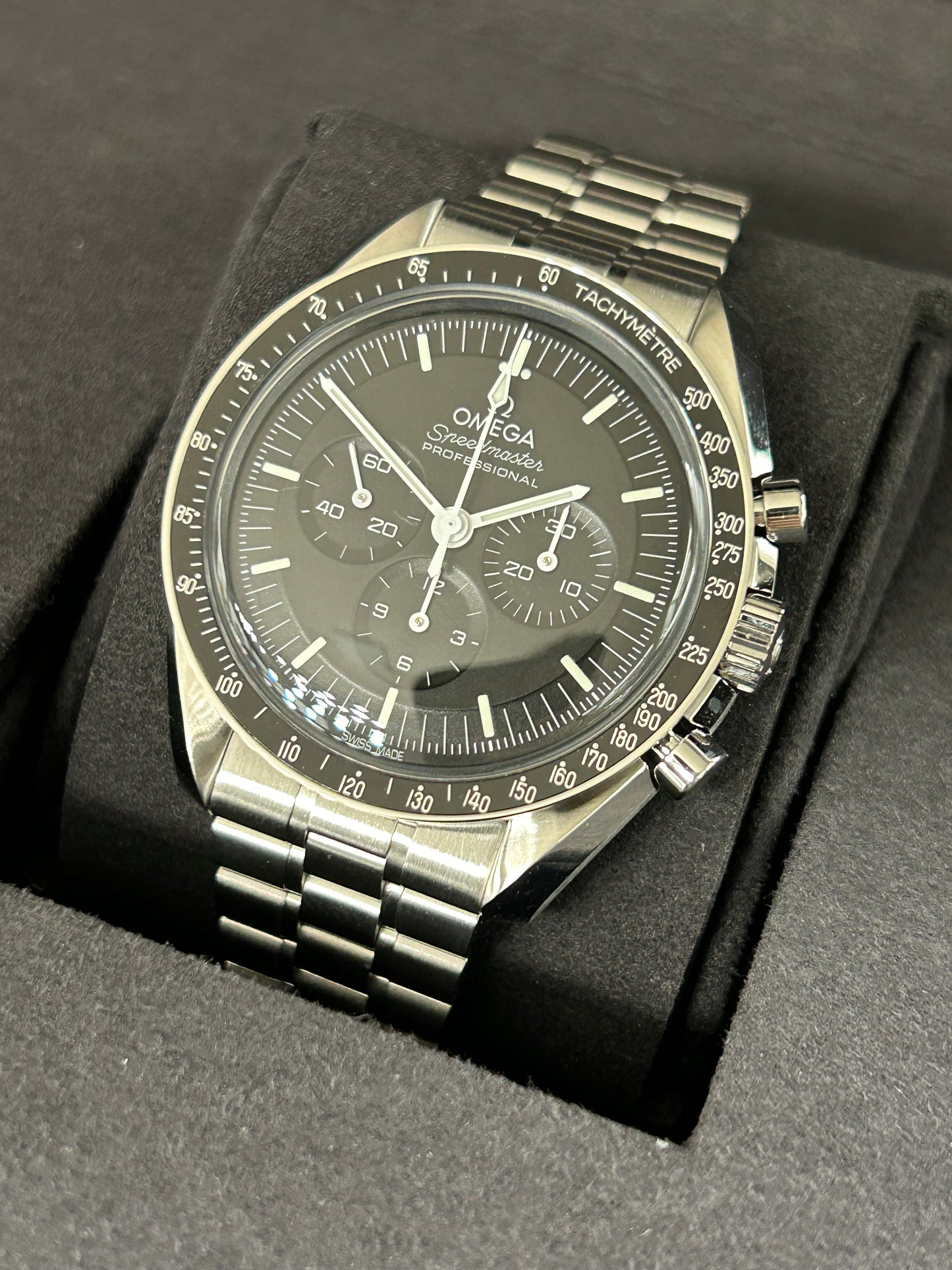 Omega Speedmaster Moonwatch Co -Axial - Esalite - Ref 310.30.42.50.01.001- New 2023