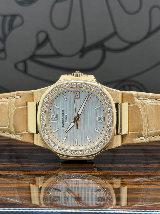 Patek Philippe Nautilus Ref.7010R-011 - Rose Gold - Diamonds - Unworn Year 2022