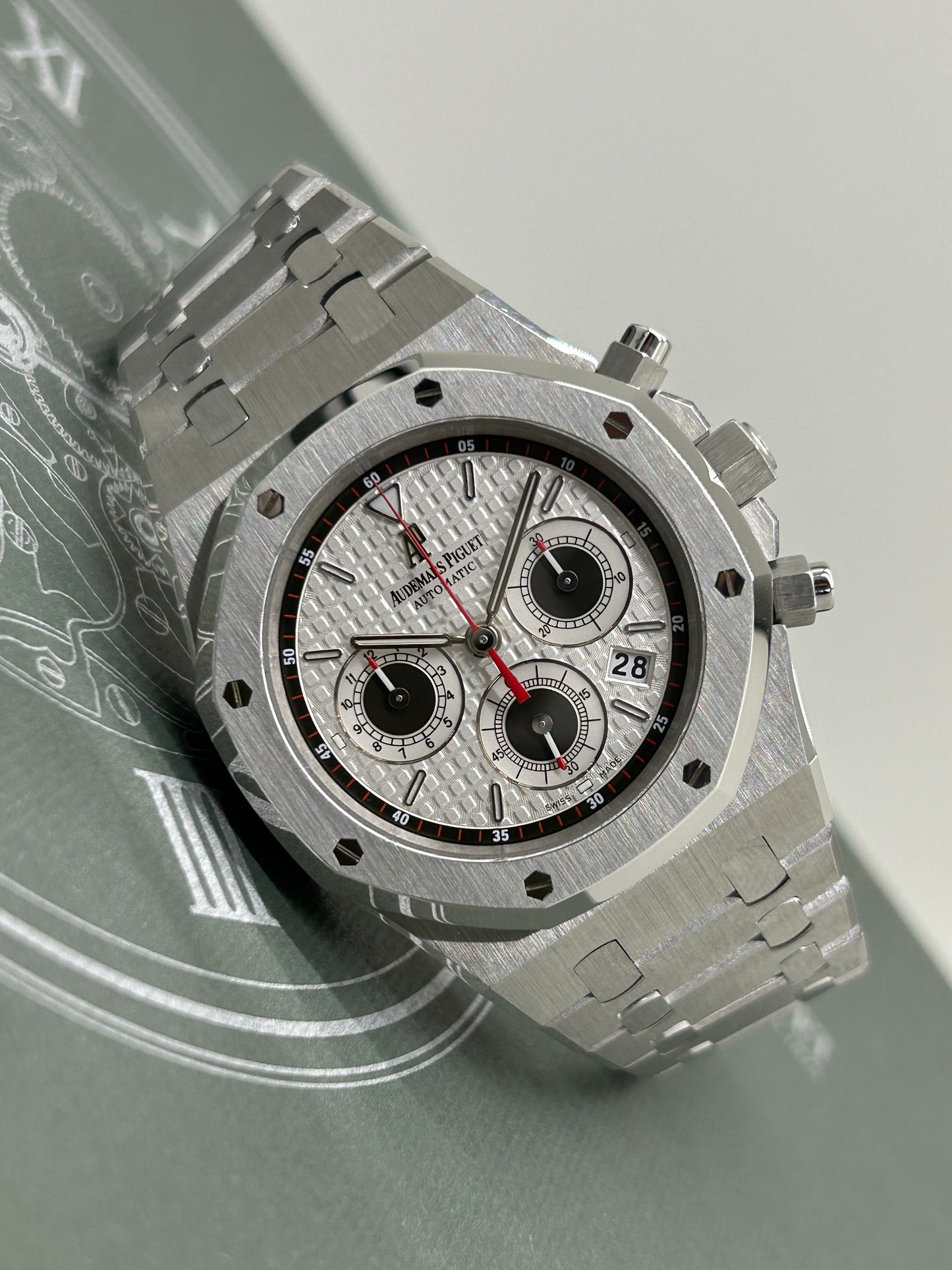 Audemars Piguet Royal Oak Chronograph - Racing Panda Dial - Ref 26300ST.OO.1110ST.06 - Year 2011