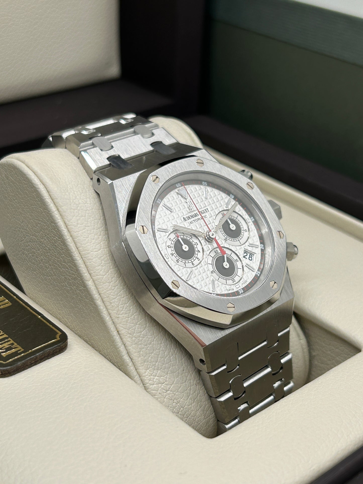 Audemars Piguet Royal Oak Chronograph - Racing Panda Dial - Ref 26300ST.OO.1110ST.06 - Year 2011