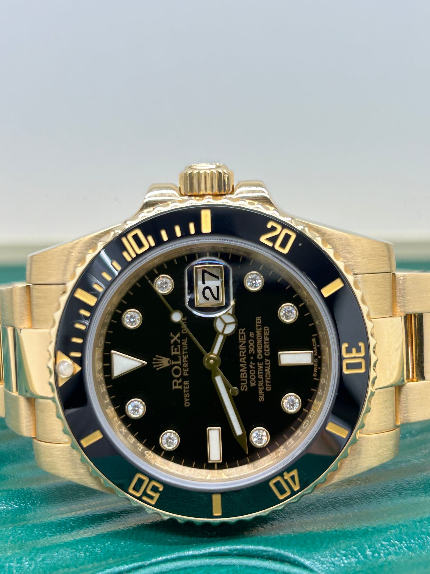 Rolex Submariner Date - 18kt Yellow Gold - Black Diamond Dial - 116618LN - Year 2013