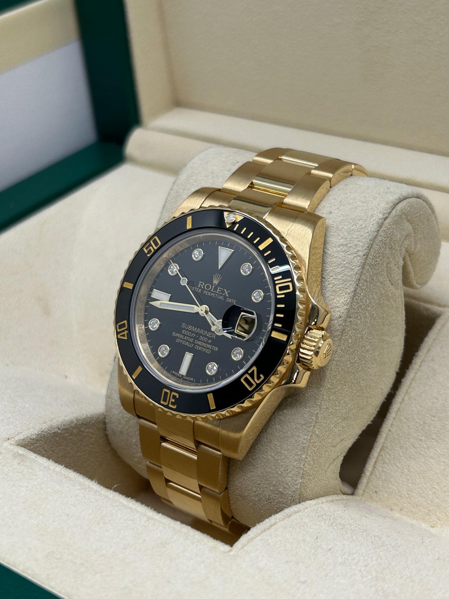Rolex Submariner Date - 18kt Yellow Gold - Black Diamond Dial - 116618LN - Year 2013