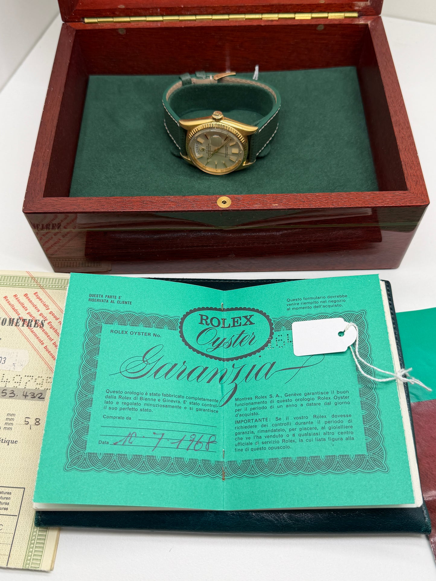 Rolex Day-Date 36 18Kt Yellow Gold - Champagne Dial Ref 1803 - Year 1968 - Original Papers
