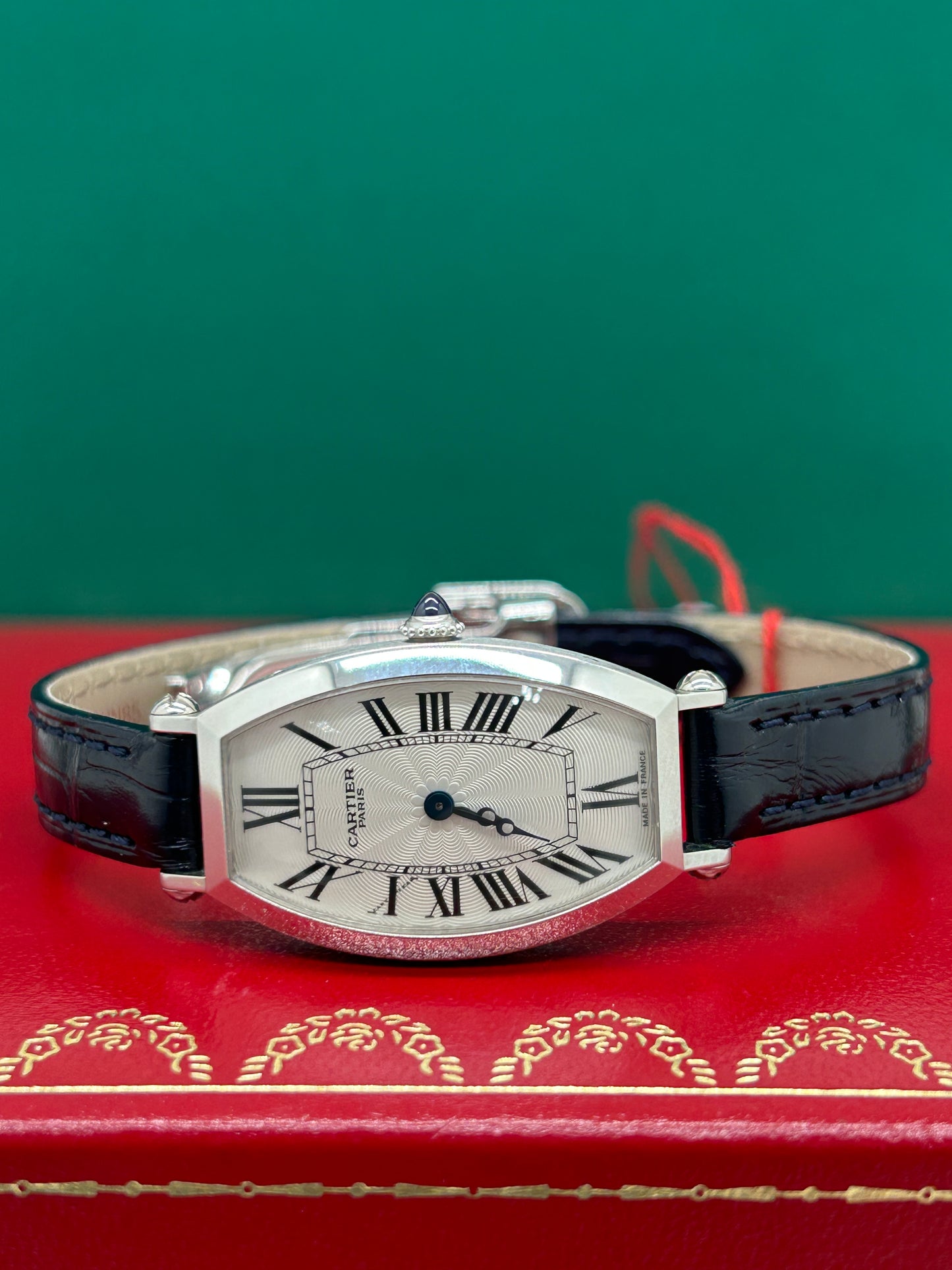 Cartier Tonneau Lady - Mechanical - Ref.2555F - 31X21mm - Platinum