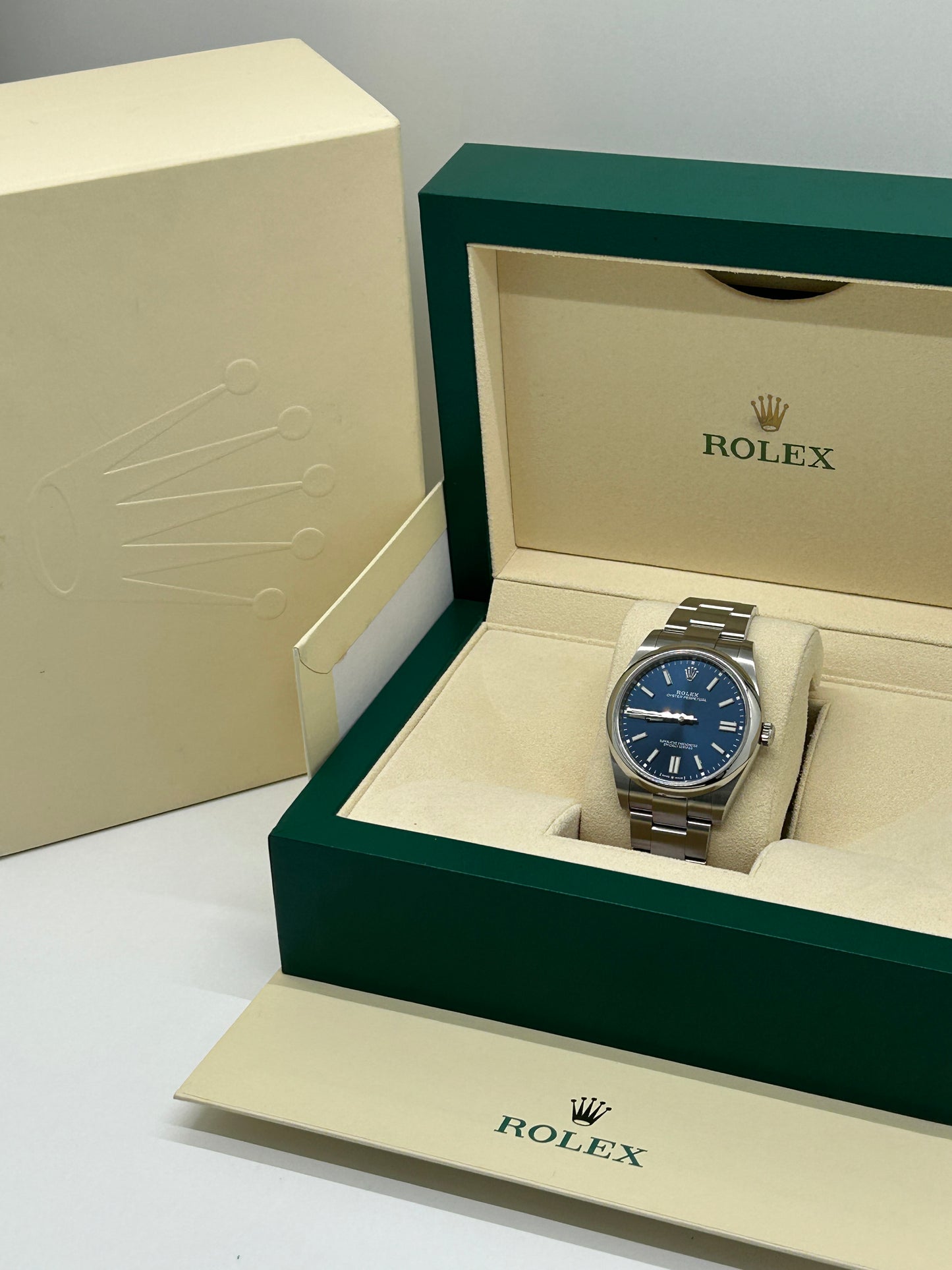 Rolex Oyster Perpetual 41 - Blue Dial - Ref 124300 - Year 2022