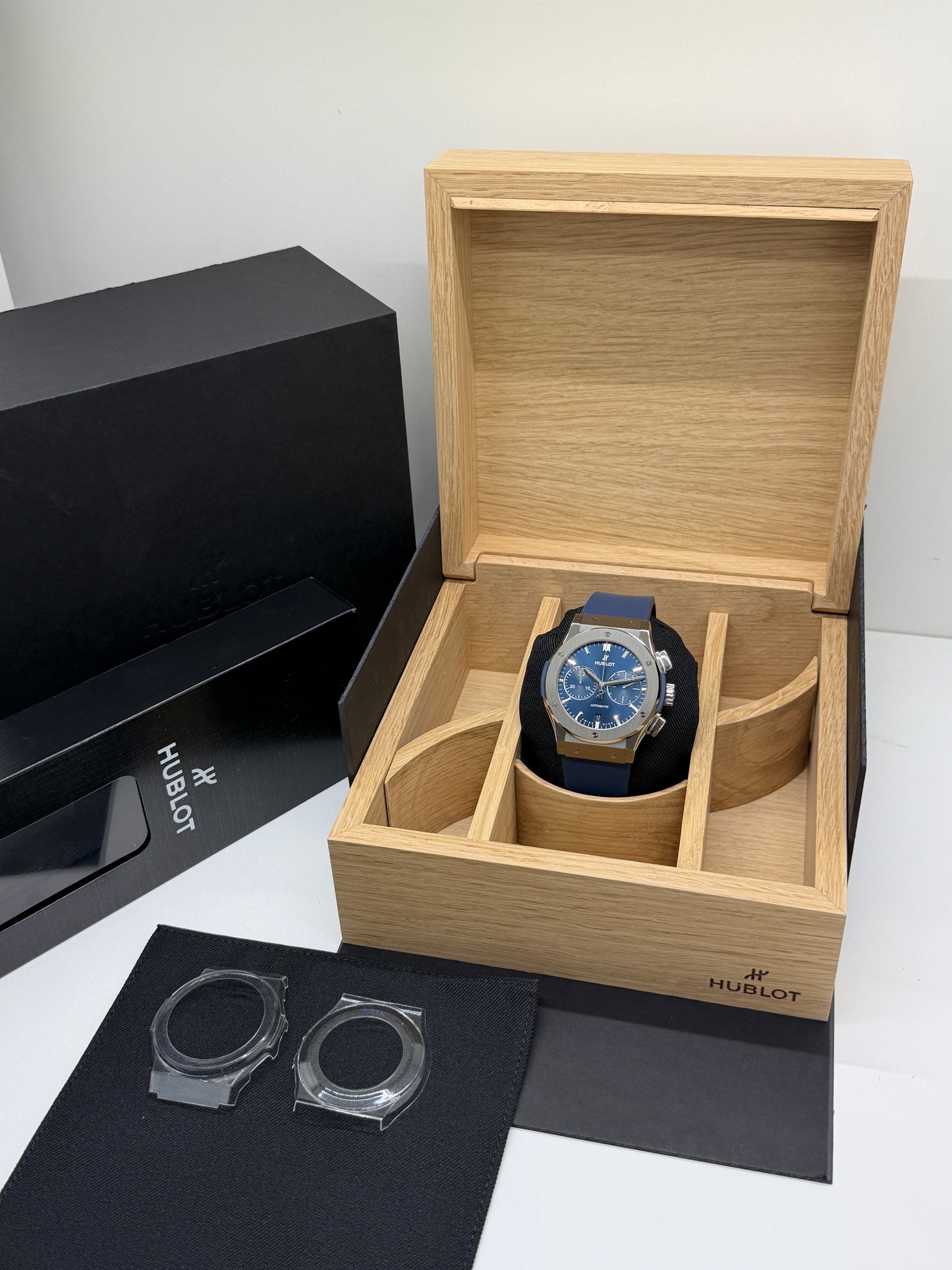 Hublot Classic Fusion Blue Titanium - Blue Dial - 45mm - Ref. 521.NX.7170.RX - New 2026