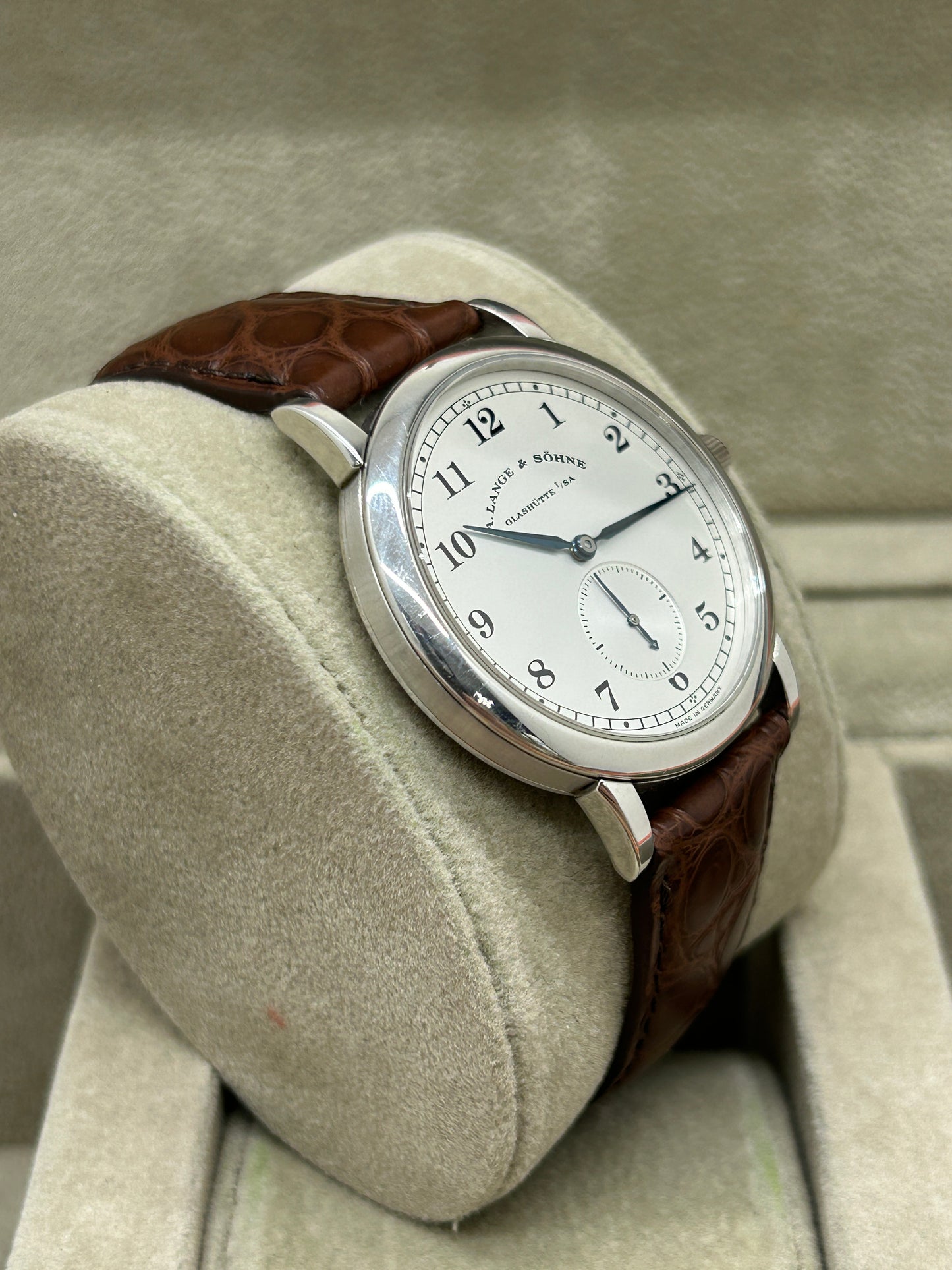 A. Lange & Söhne Ref 1815 950 Handaufzug - 36mm - Platinum - Official Extract