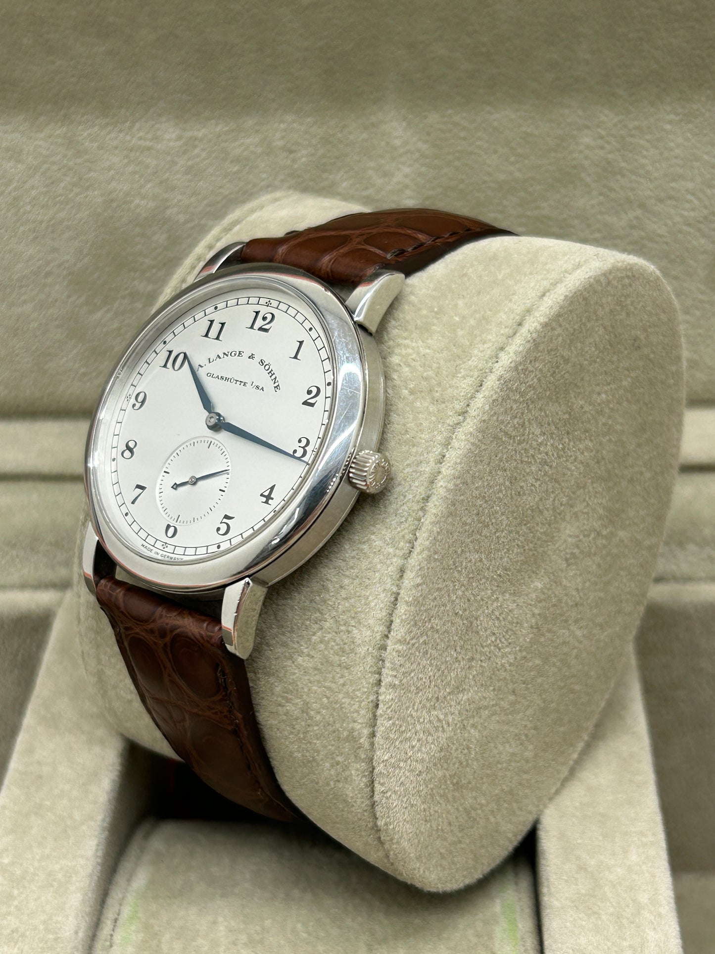 A. Lange & Söhne Ref 1815 950 Handaufzug - 36mm - Platinum - Official Extract
