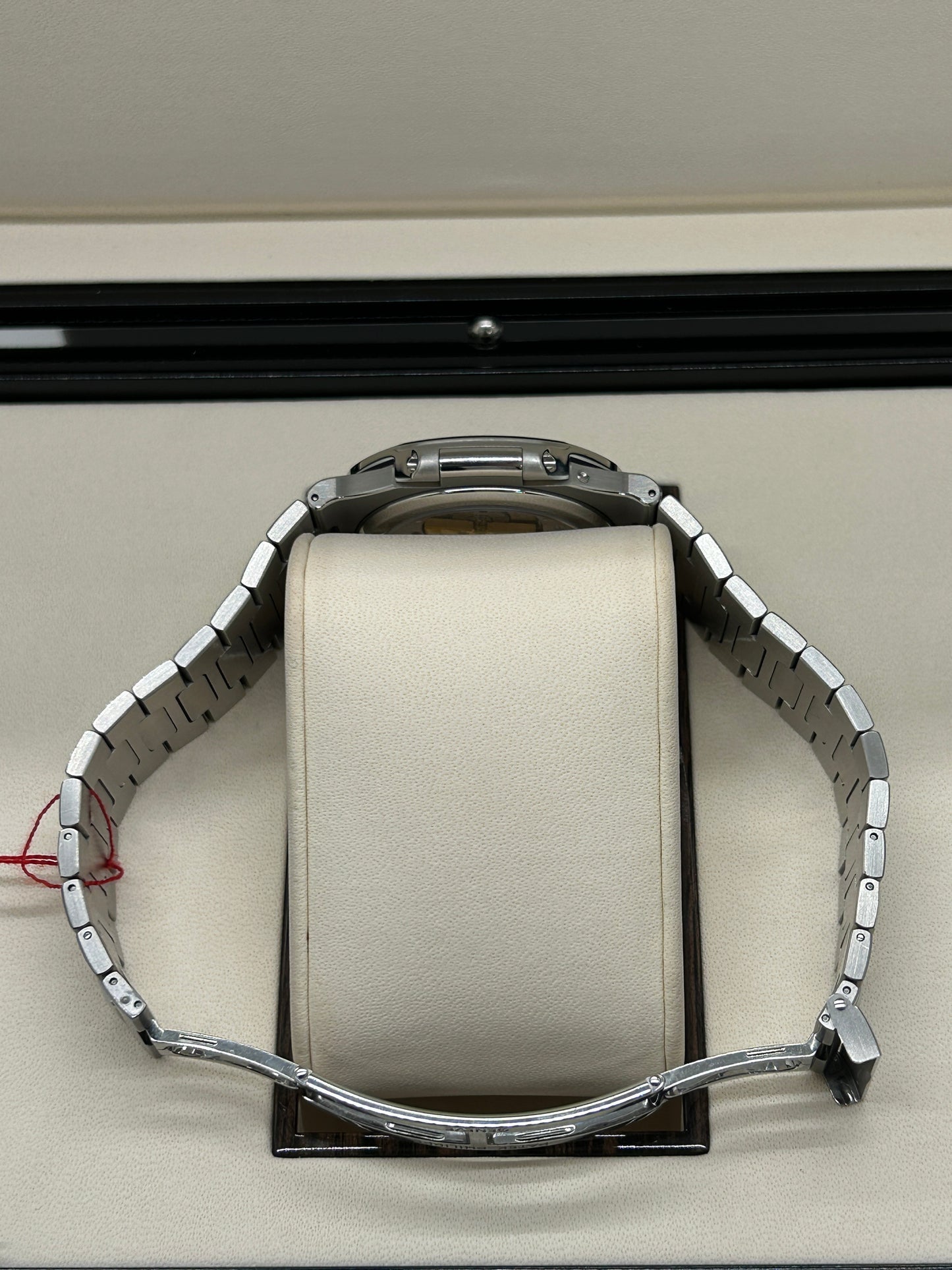 Patek Philippe Nautilus - Ref 5712/1A-001 - Blue Dial - Unpolished - Year 2019