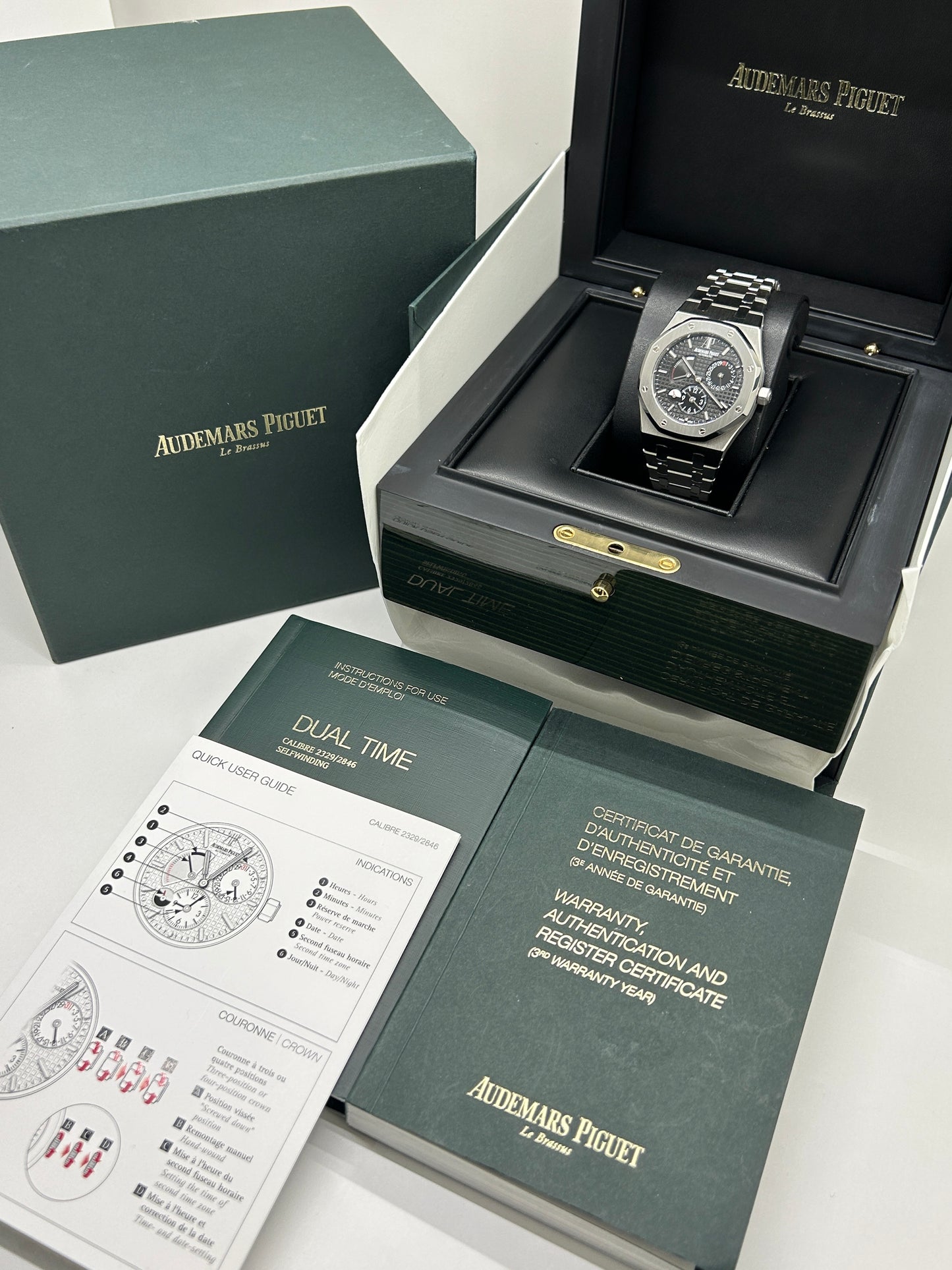 Audemars Piguet Royal Oak Dual Time 39mm - Black Dial - Ref 26120ST.OO.1220ST.03 - Year 2016