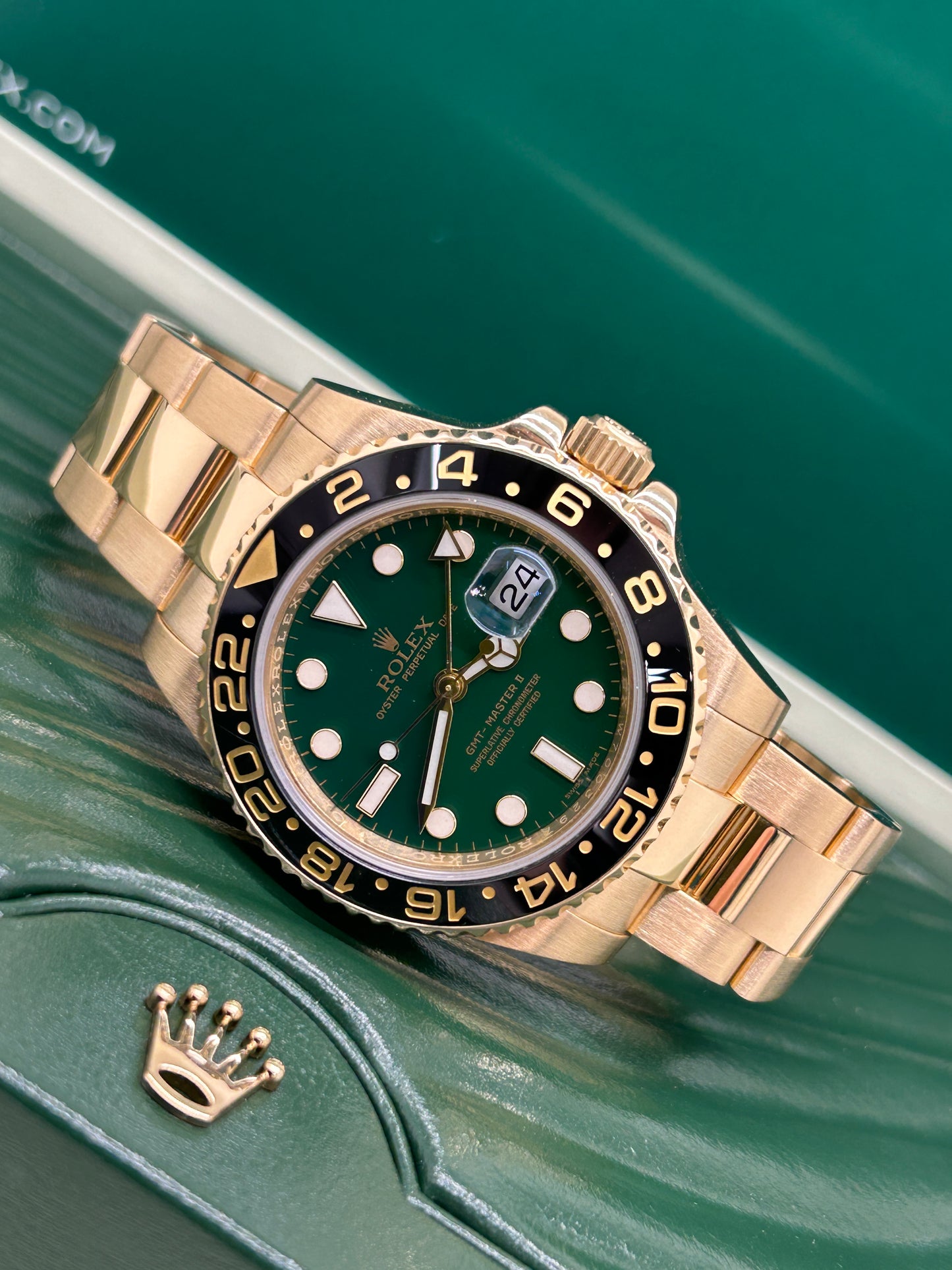 Rolex GMT-Master II - 18Kt Yellow Gold- Green Dial - Ref 116718LN - Year 2015