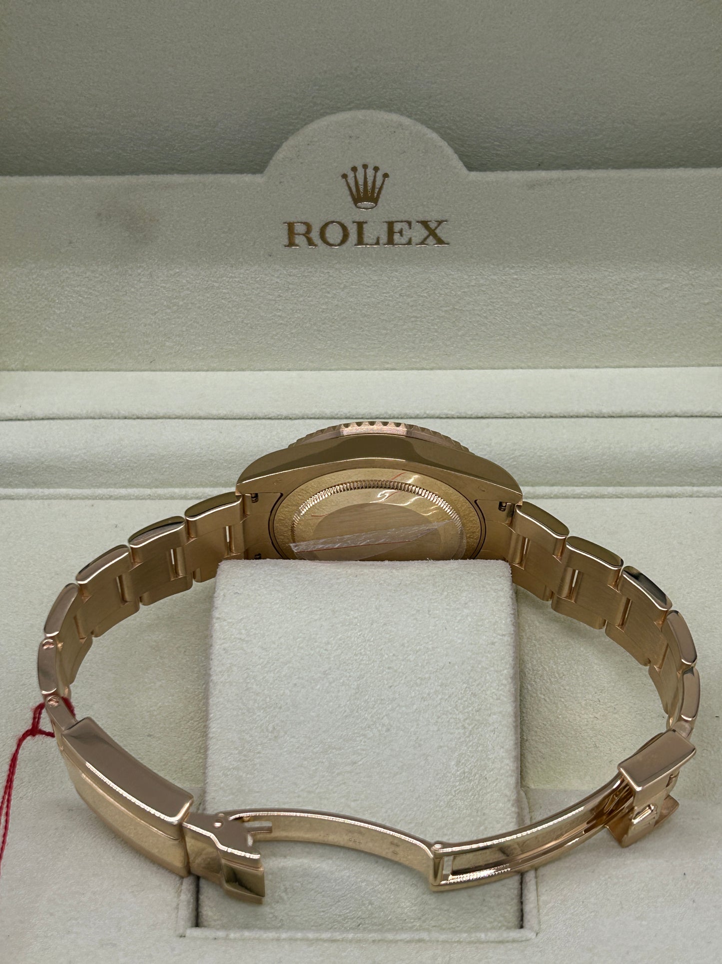 Rolex GMT-Master II - 18Kt Yellow Gold- Green Dial - Ref 116718LN - Year 2015