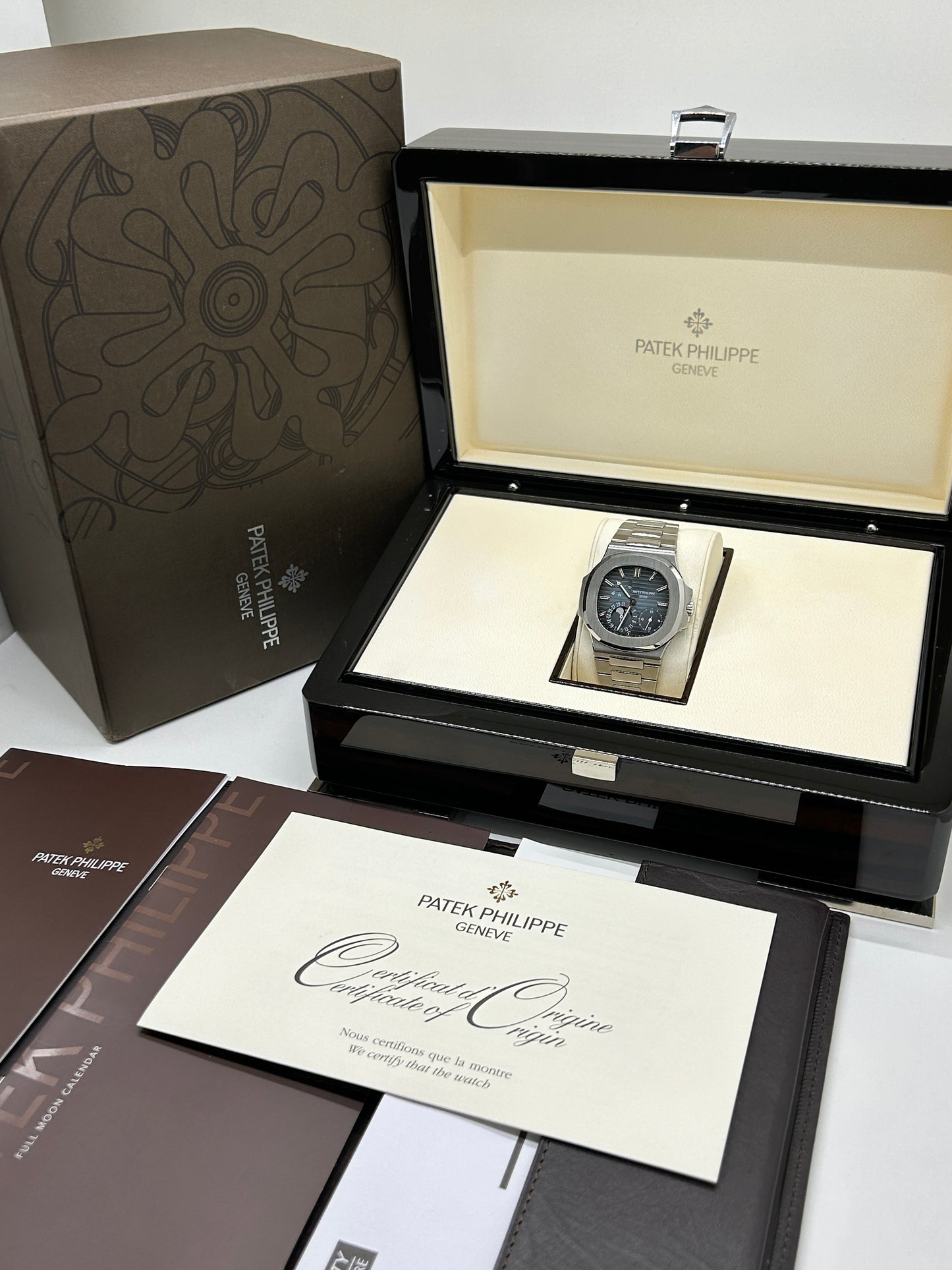 Patek Philippe Nautilus Ref.5712/1A-001 - Poinçon de Geneve - Year 2008