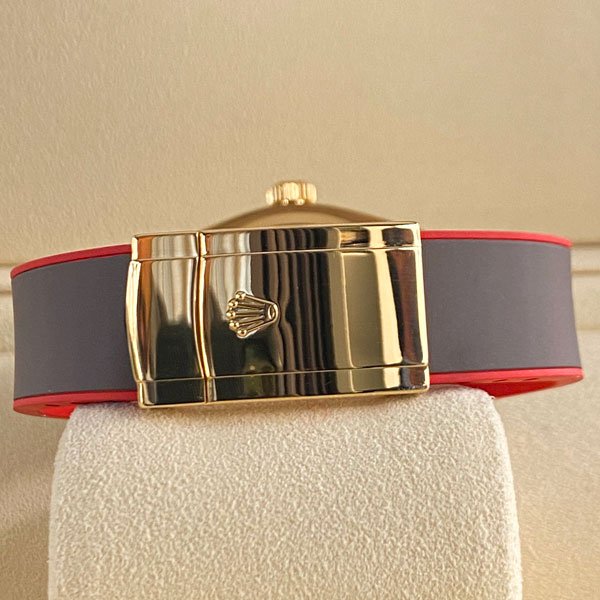 Rolex - Sky-Dweller - Ref.326138 - Yellow Gold - Year 2015