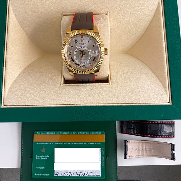Rolex - Sky-Dweller - Ref.326138 - Yellow Gold - Year 2015