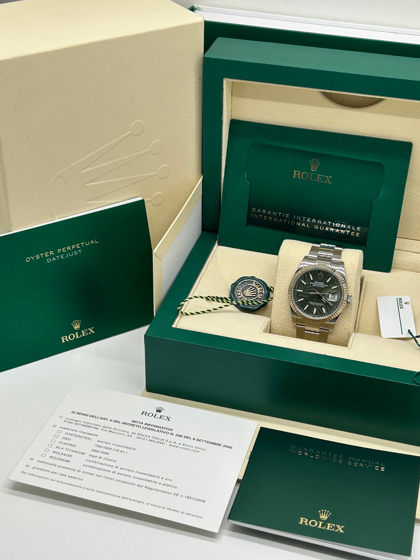 Rolex Datejust 36 - Palm Dial - Ref 126234 - Year 2023