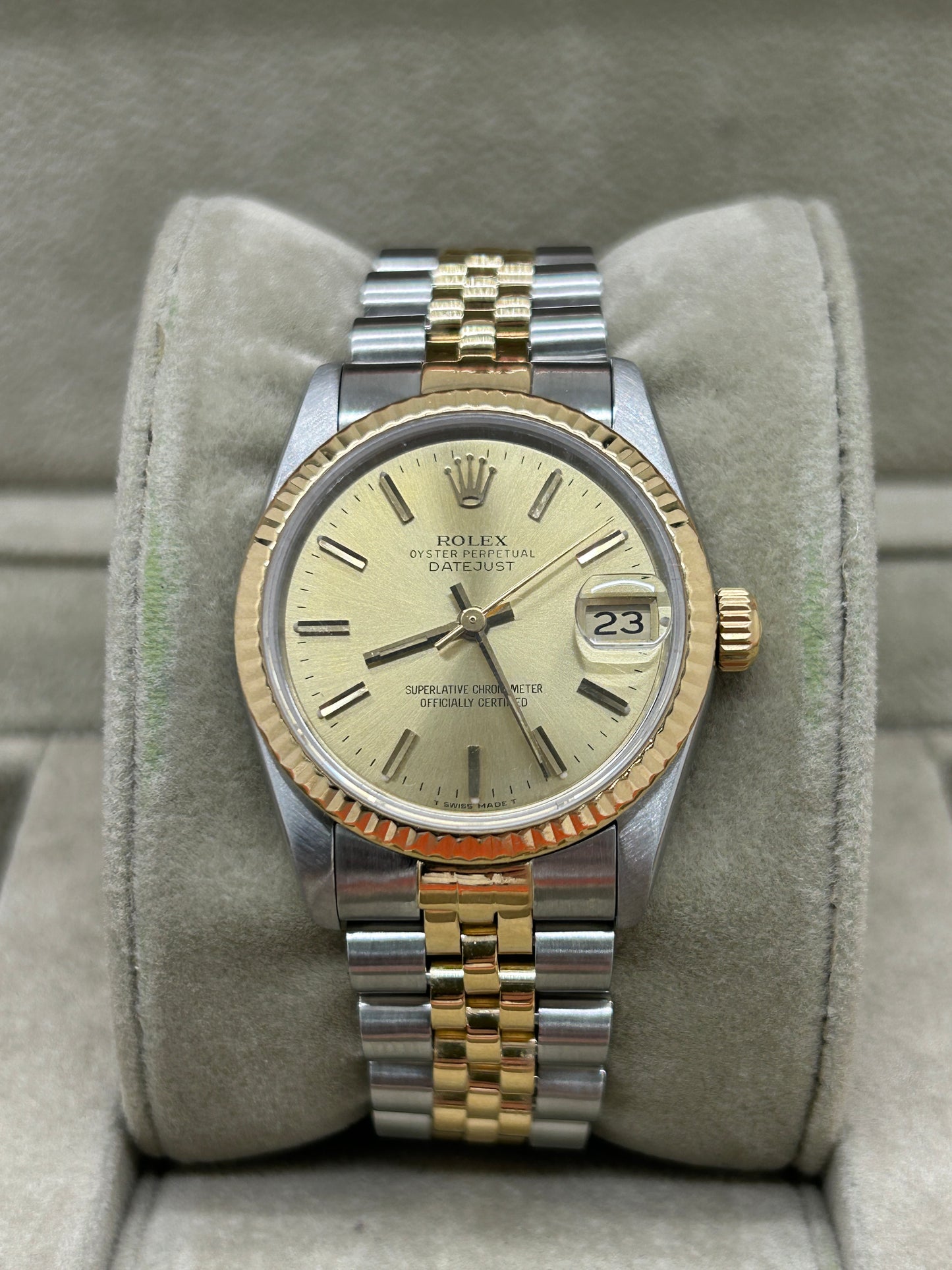 Rolex Datejust 31 - 18Kt yellow Gold - Champagne Dial - Ref 68273 - Year 1985