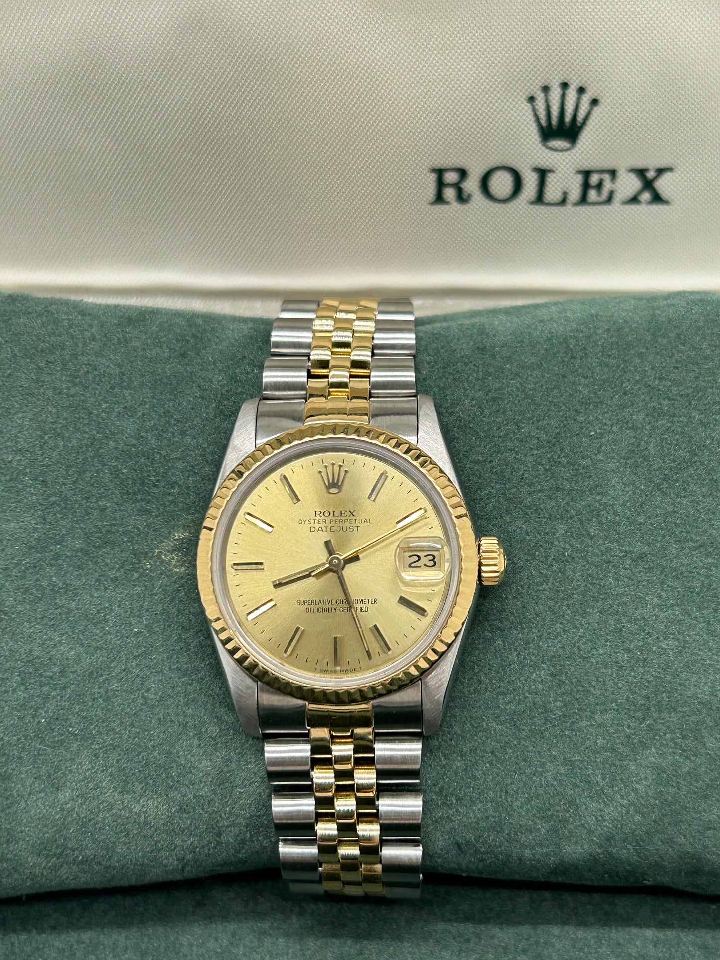 Rolex Datejust 31 - 18Kt yellow Gold - Champagne Dial - Ref 68273 - Year 1985