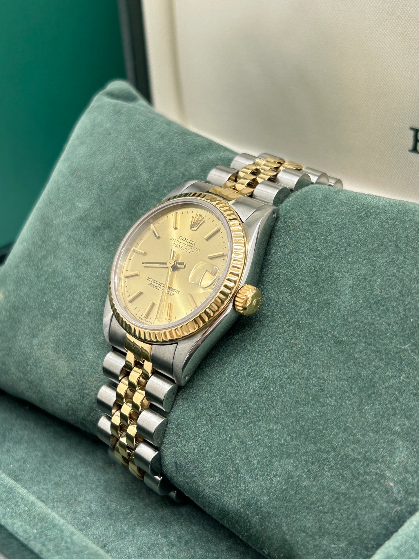 Rolex Datejust 31 - 18Kt yellow Gold - Champagne Dial - Ref 68273 - Year 1985