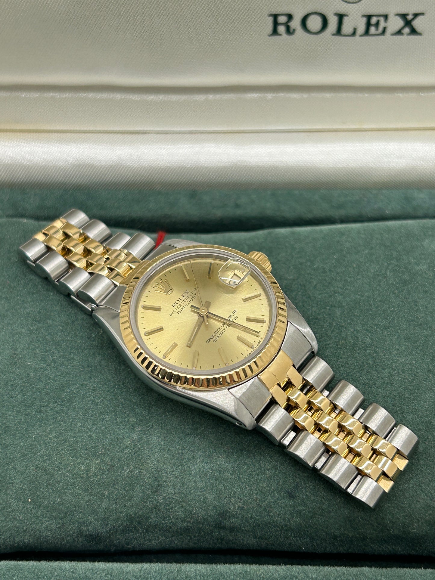 Rolex Datejust 31 - 18Kt yellow Gold - Champagne Dial - Ref 68273 - Year 1985