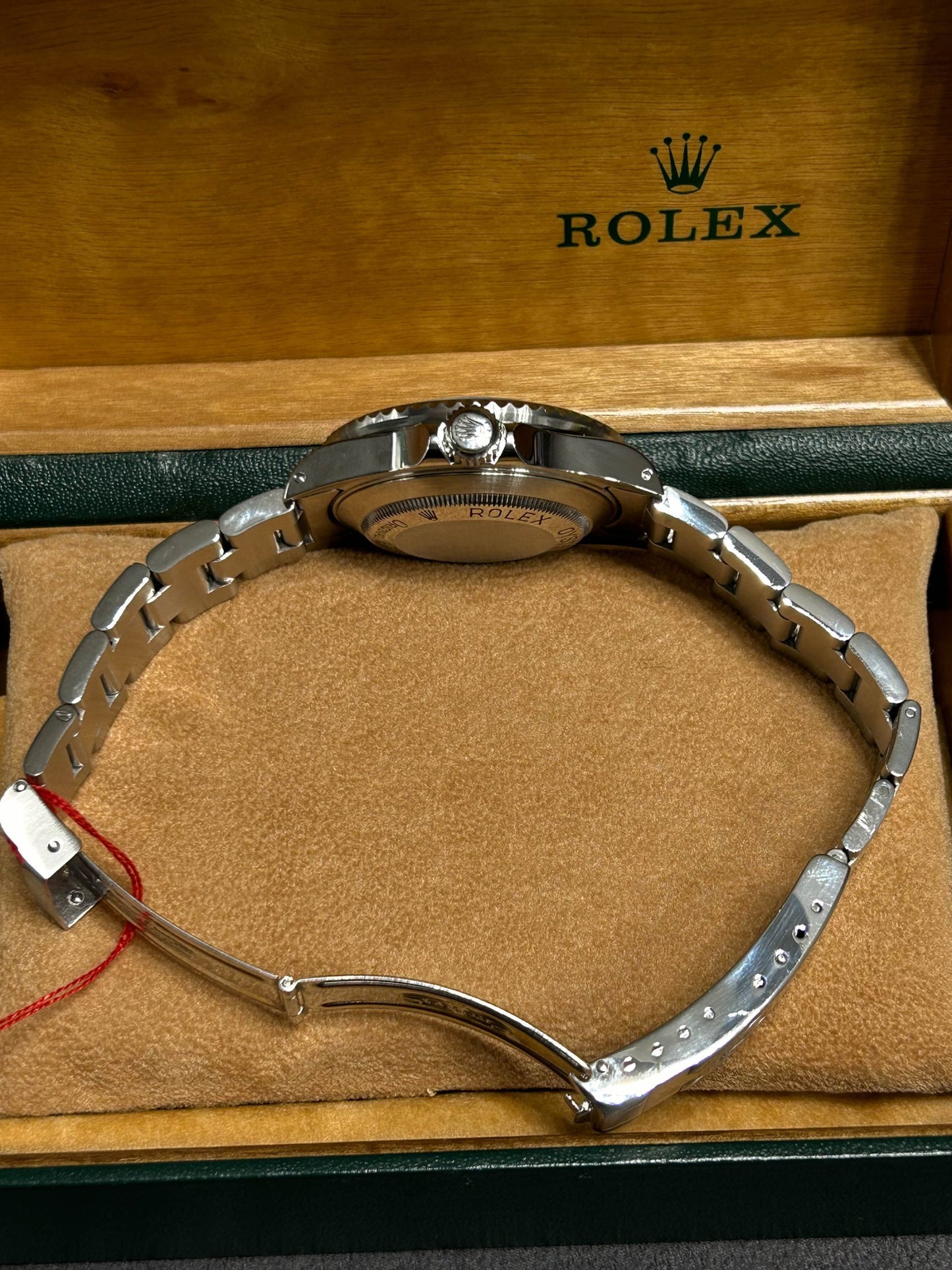 Rolex Sea-Dweller 4000 Ref.16600 - Year 1991 (12,5 Links)