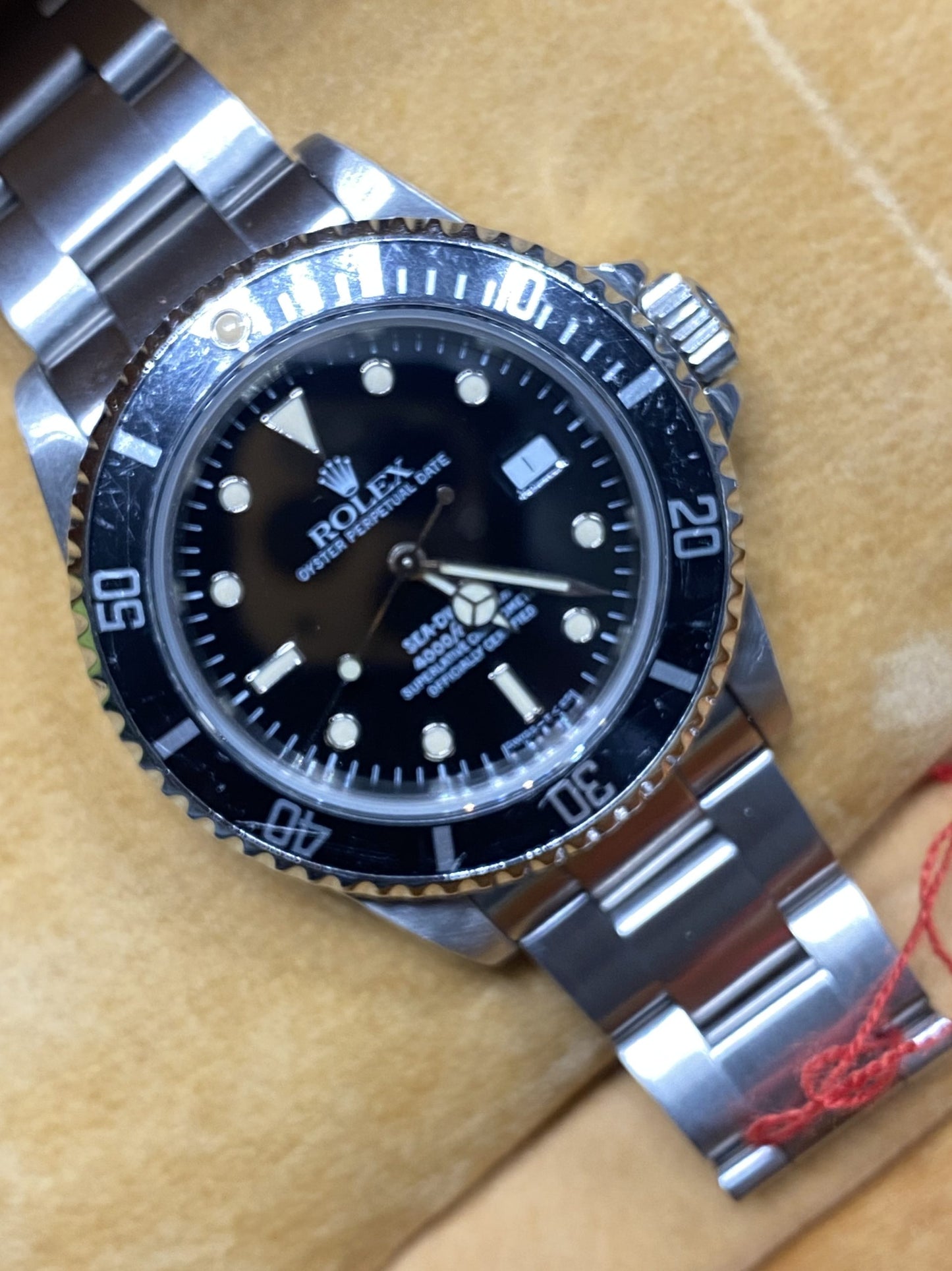 Rolex Sea-Dweller 4000 Ref.16600 - Year 2001